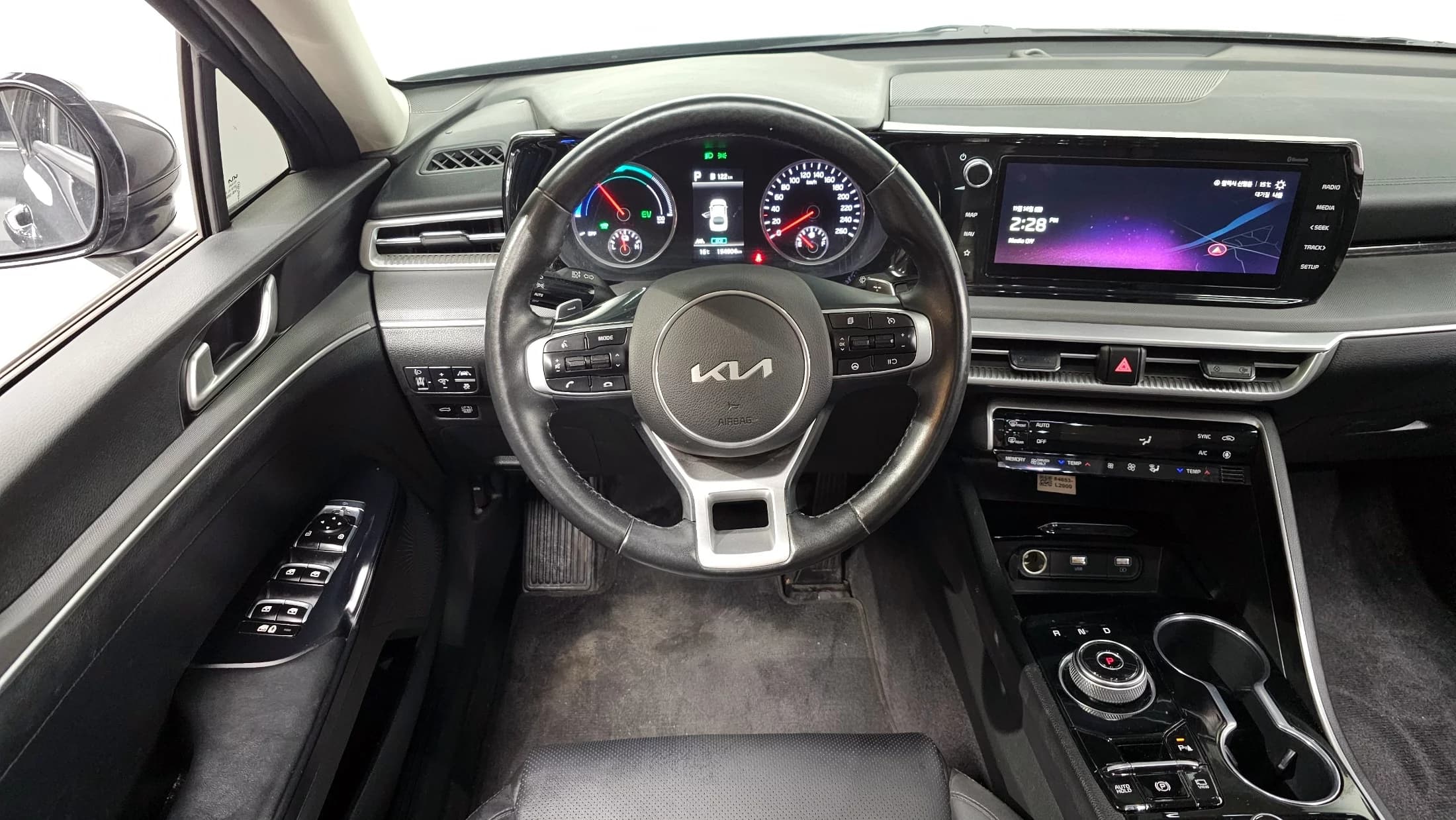 Kia K5 (Киа Оптима) Prestige, гибрид, 2022 г. 155026 км. — фото 13