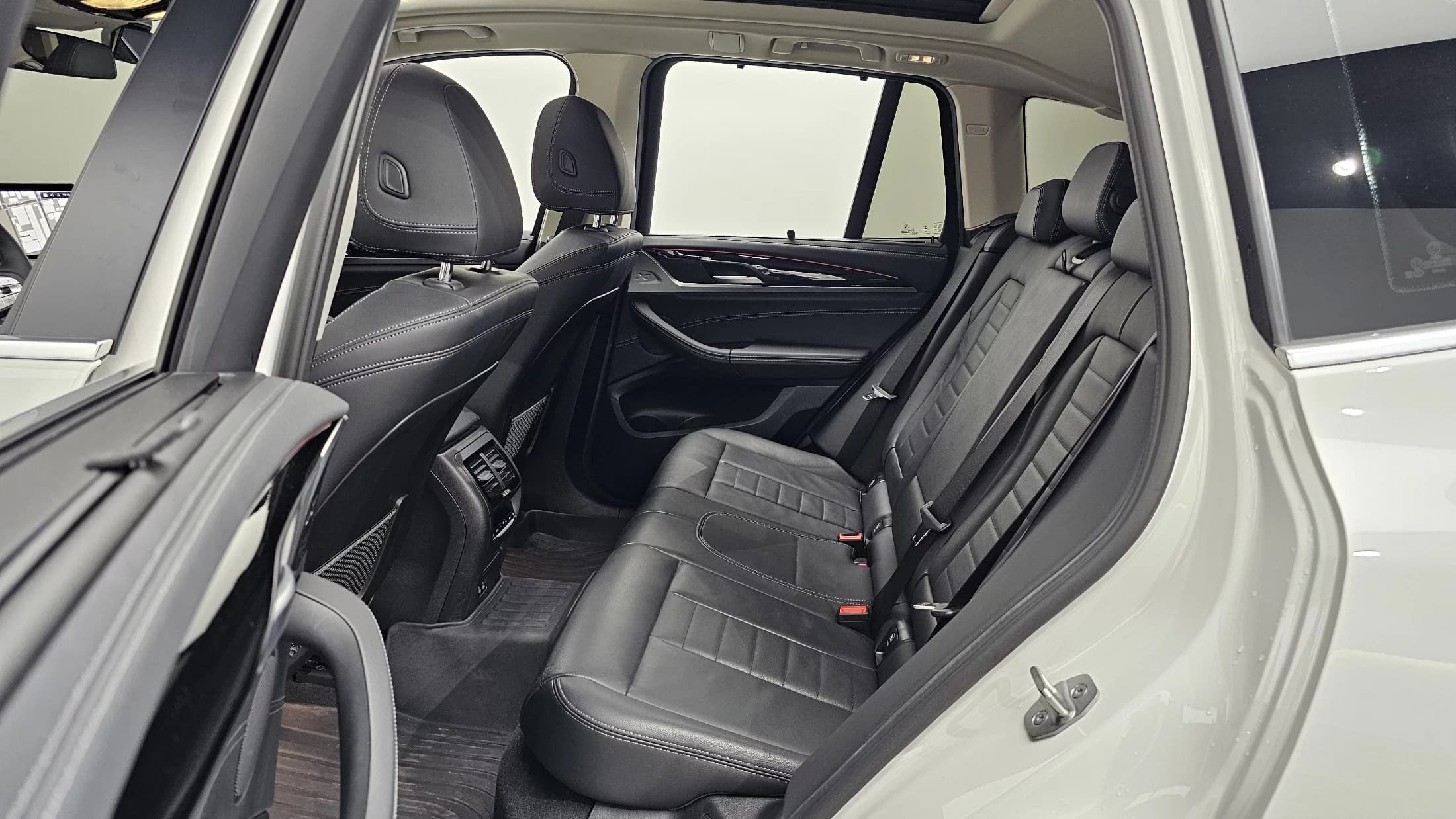 BMW X3 xDrive 20i, 2023 г. 47015 км. — фото 12