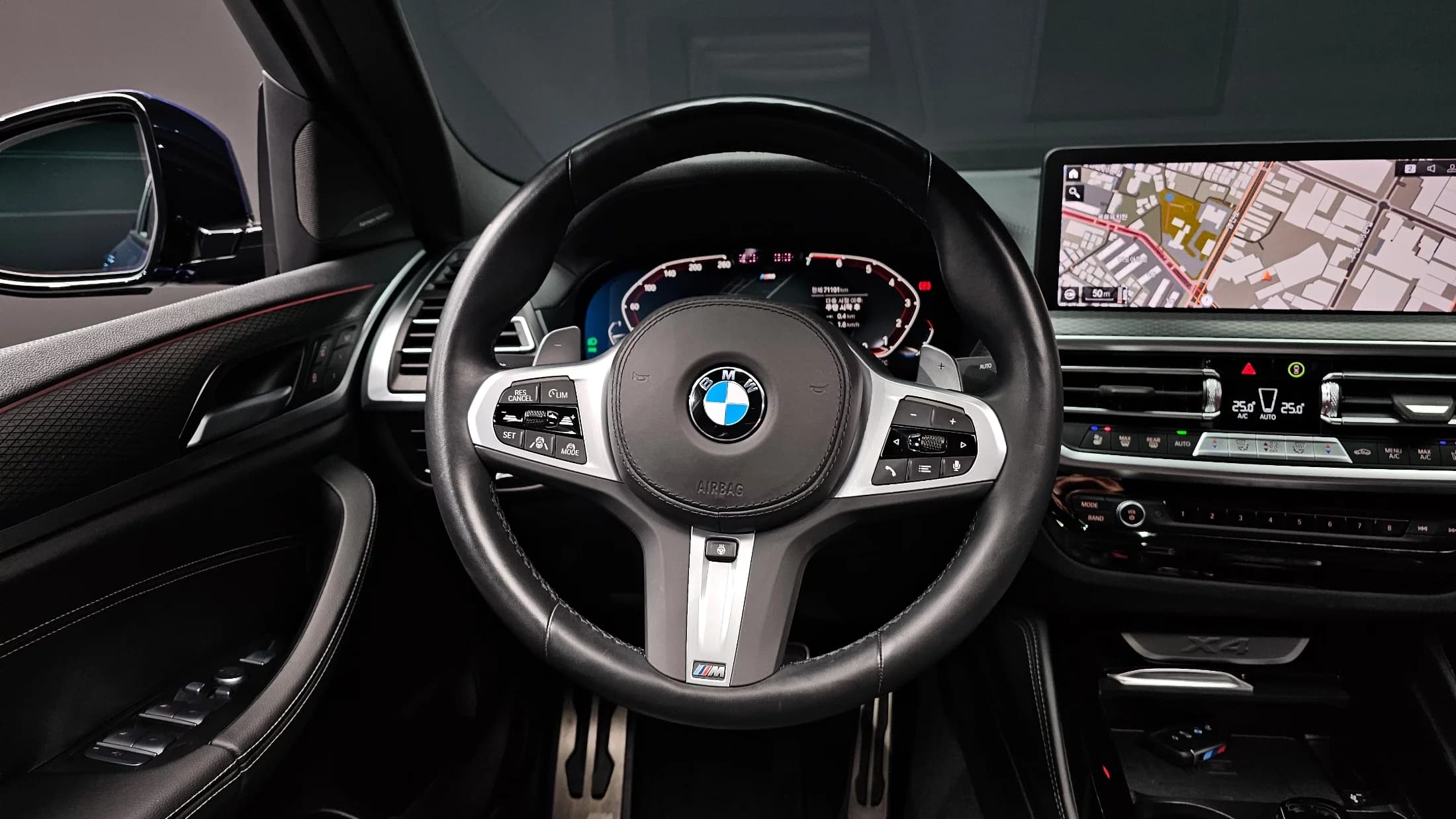 BMW X4 xDrive20i M Sports Pro, 2023 г. 71248 км. — фото 13