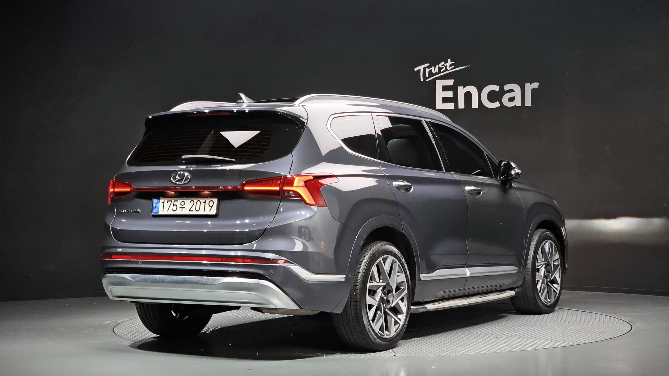 Hyundai Santa Fe Diesel 2.2 2WD Calligraphy, 2021 г. 63726 км. — фото 2