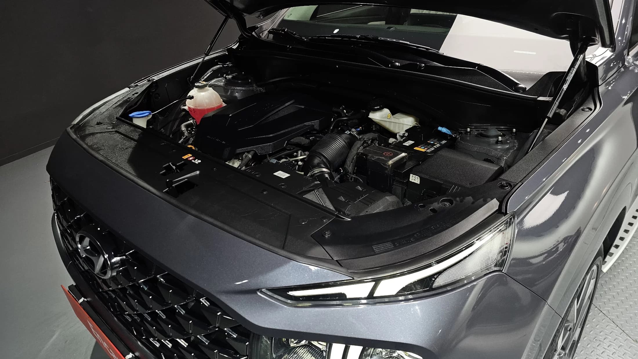 Hyundai Santa Fe Diesel 2.2 2WD Calligraphy, 2021 г. 63726 км. — фото 6