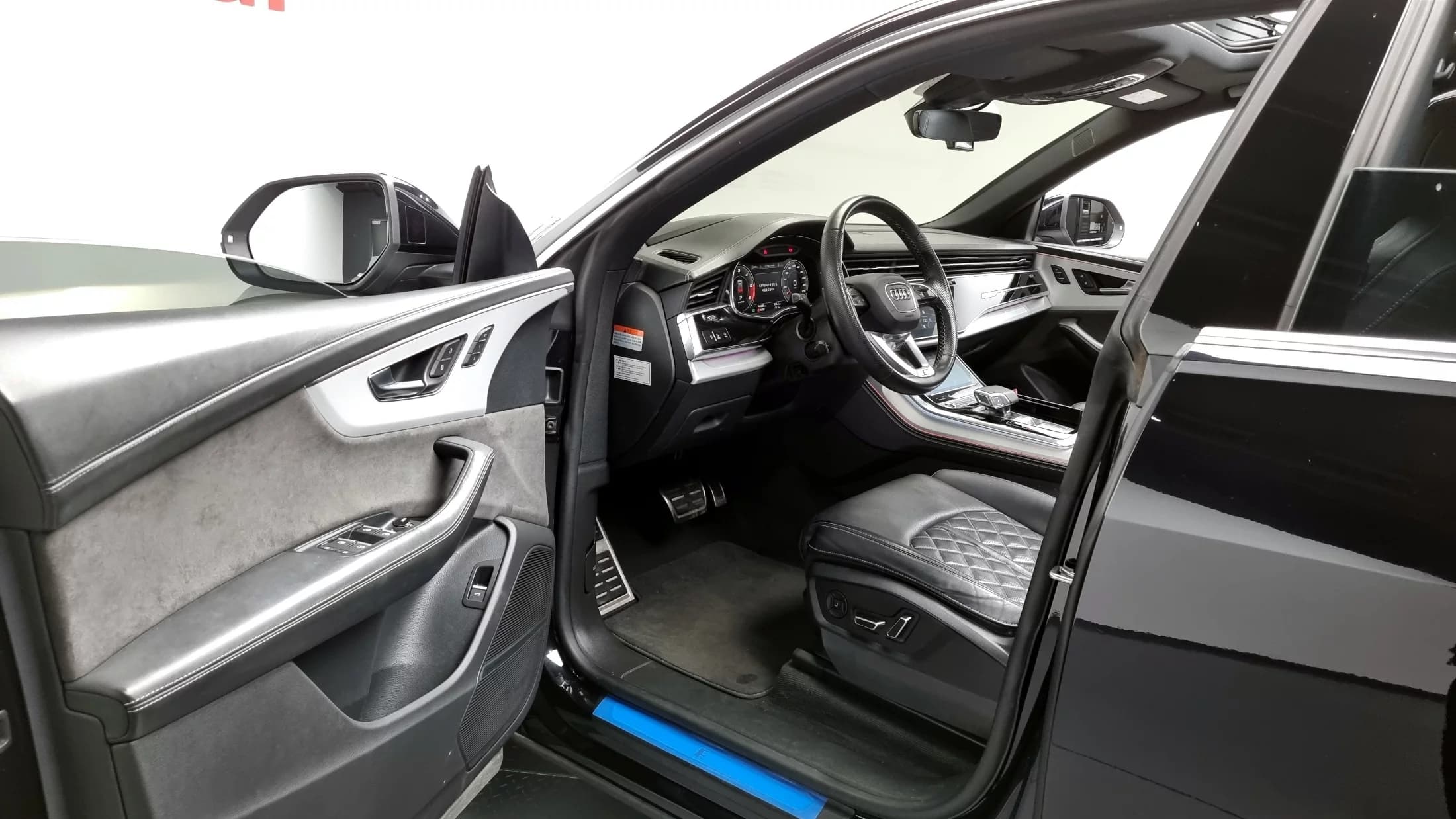 Audi Q8 50 TDI Quattro Premium, 2021 г. 44937 км. — фото 10
