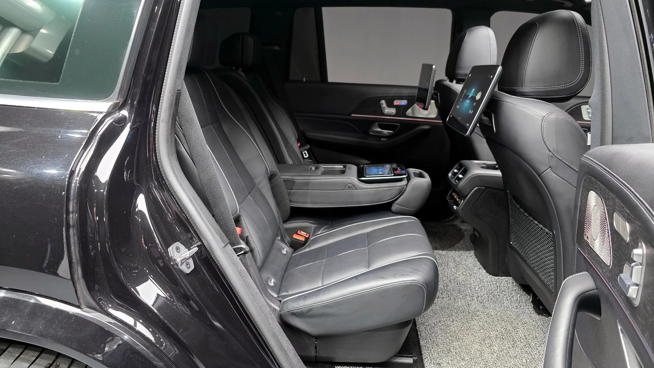 Mercedes-Benz GLS-Class GLS580 4MATIC, 2021 г. 90700 км. — фото 12