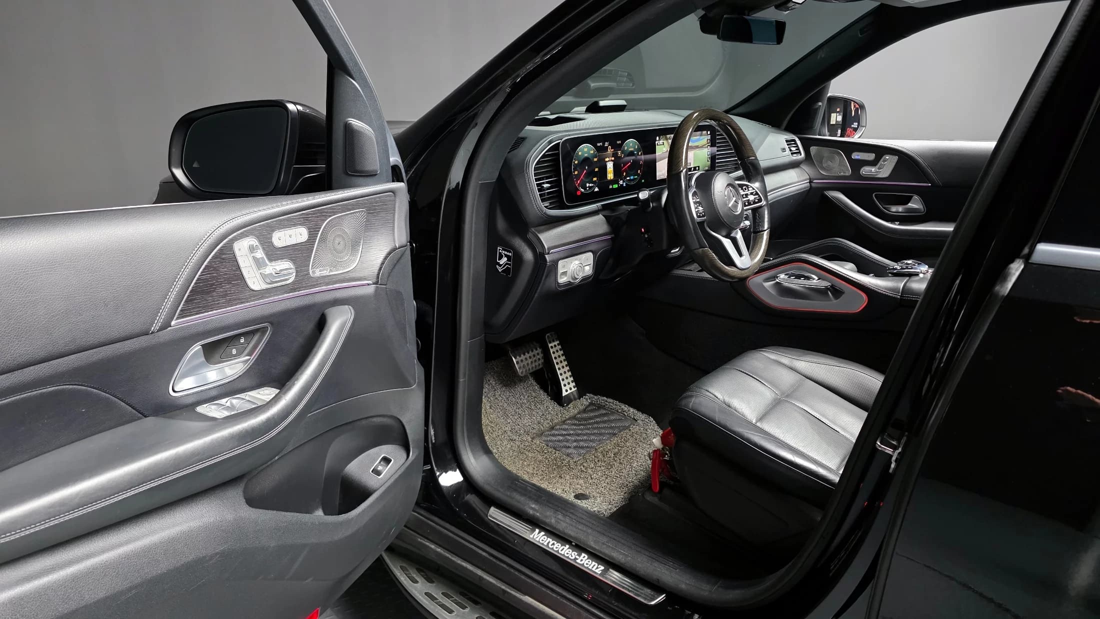 Mercedes-Benz GLS-Class GLS580 4MATIC, 2021 г. 90700 км. — фото 10