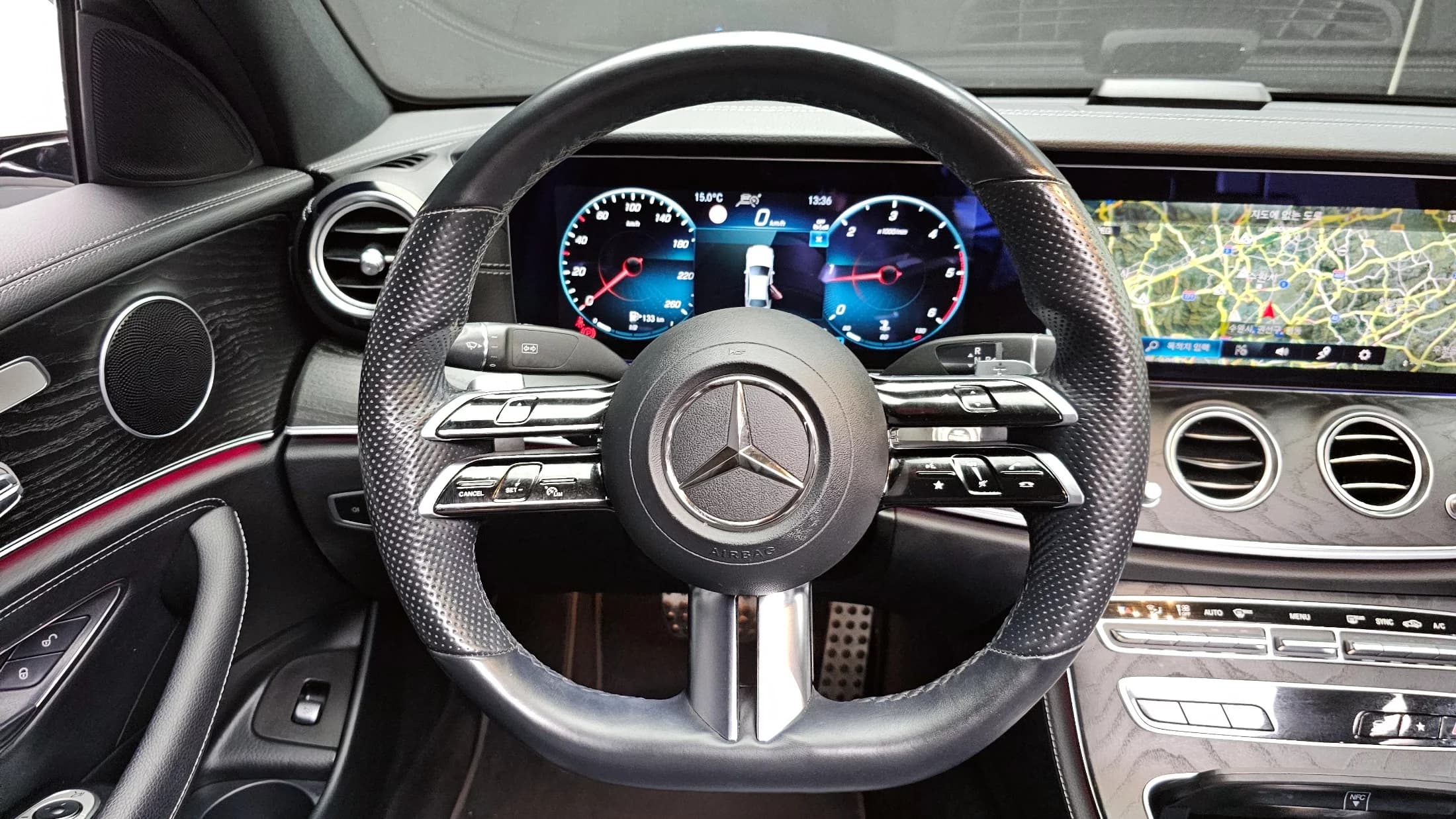 Mercedes-Benz E-Class E220d 4MATIC AMG Line, 2021 г. 35494 км. — фото 12