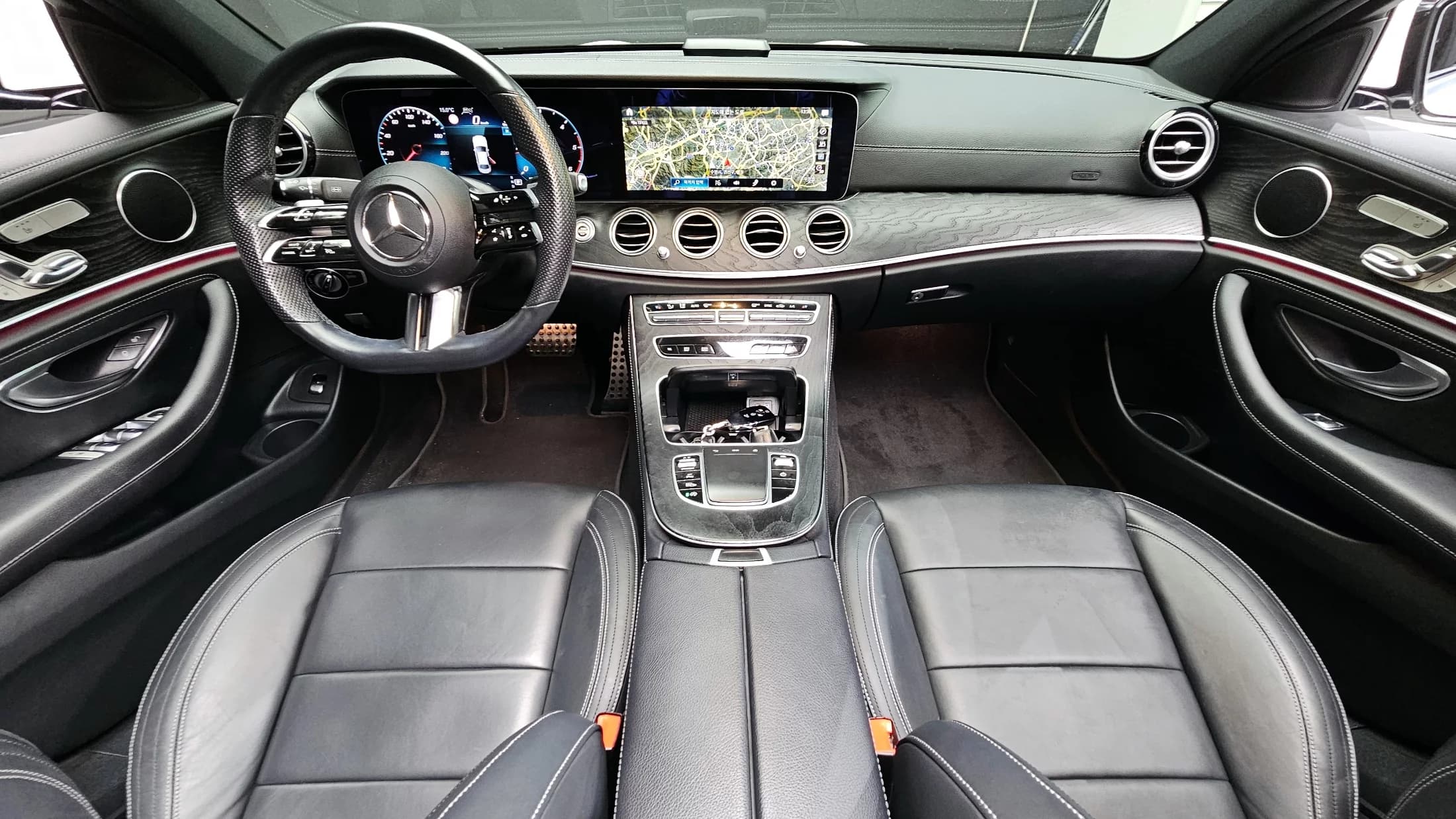 Mercedes-Benz E-Class E220d 4MATIC AMG Line, 2021 г. 35494 км. — фото 6