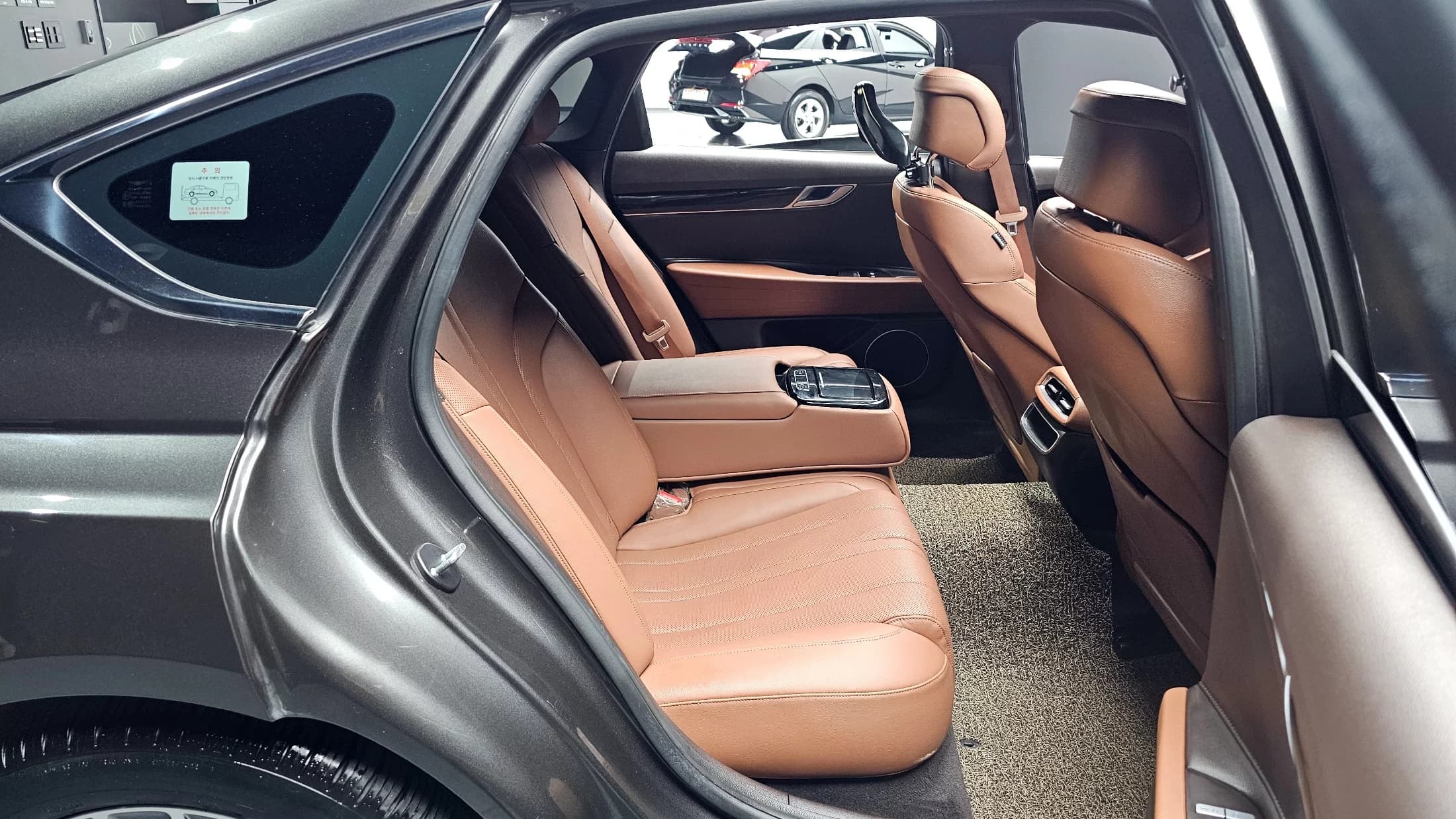 Genesis G80 Gasoline 2.5 Turbo AWD, 2023 г. 96139 км. — фото 11
