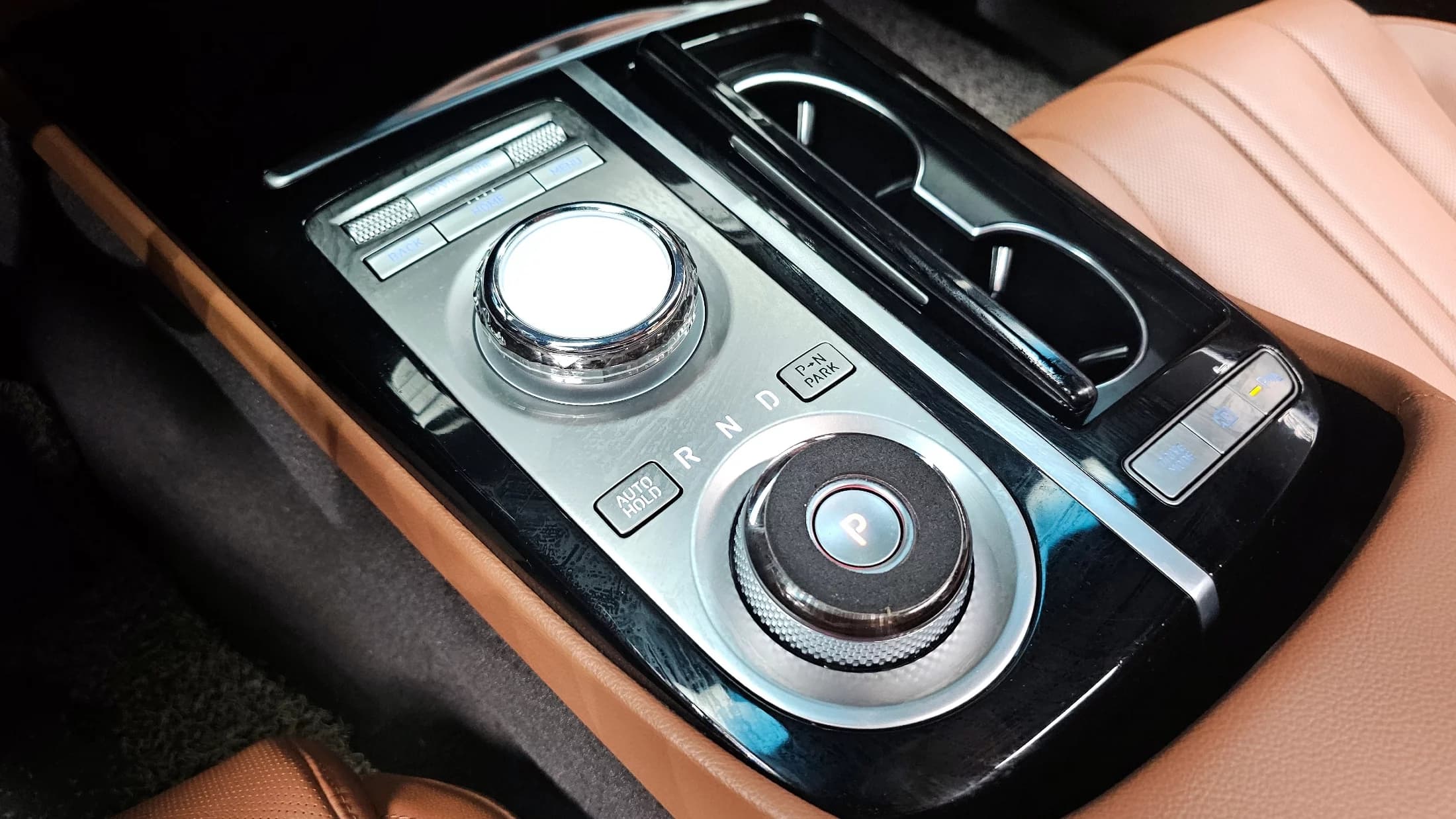 Genesis G80 Gasoline 2.5 Turbo AWD, 2023 г. 96139 км. — фото 9
