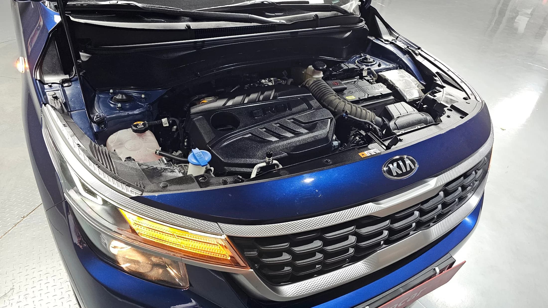 Kia Seltos Diesel 1.6 4WD Trendy, 2021 г. 81131 км. — фото 6