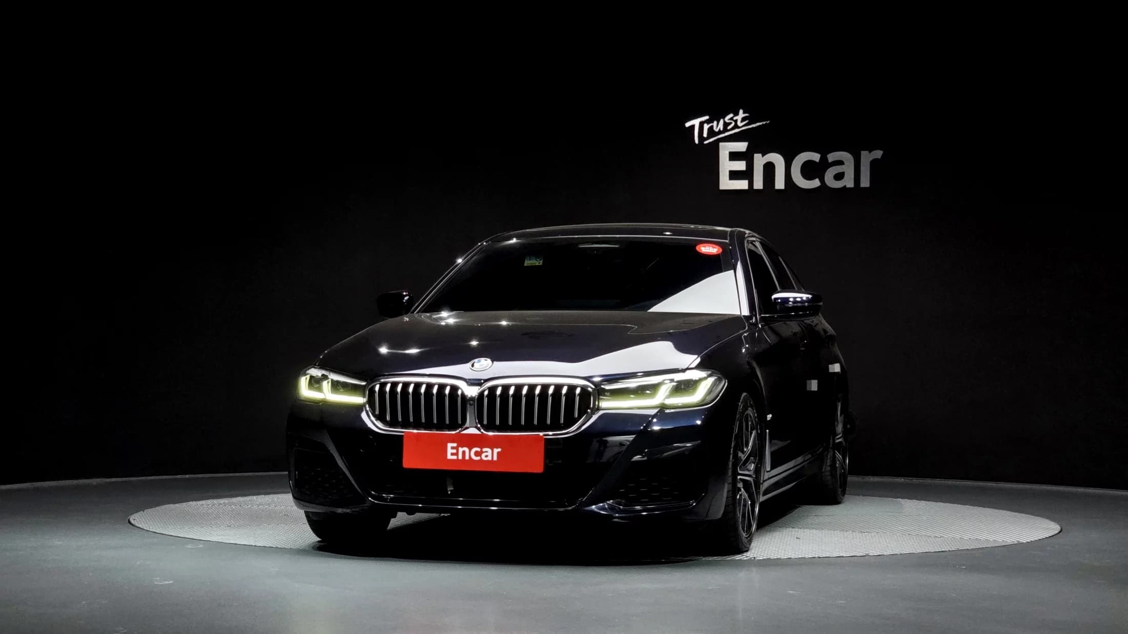 BMW 5-Series 530i M Sport Package, 2022 г. 39911 км. — фото 3