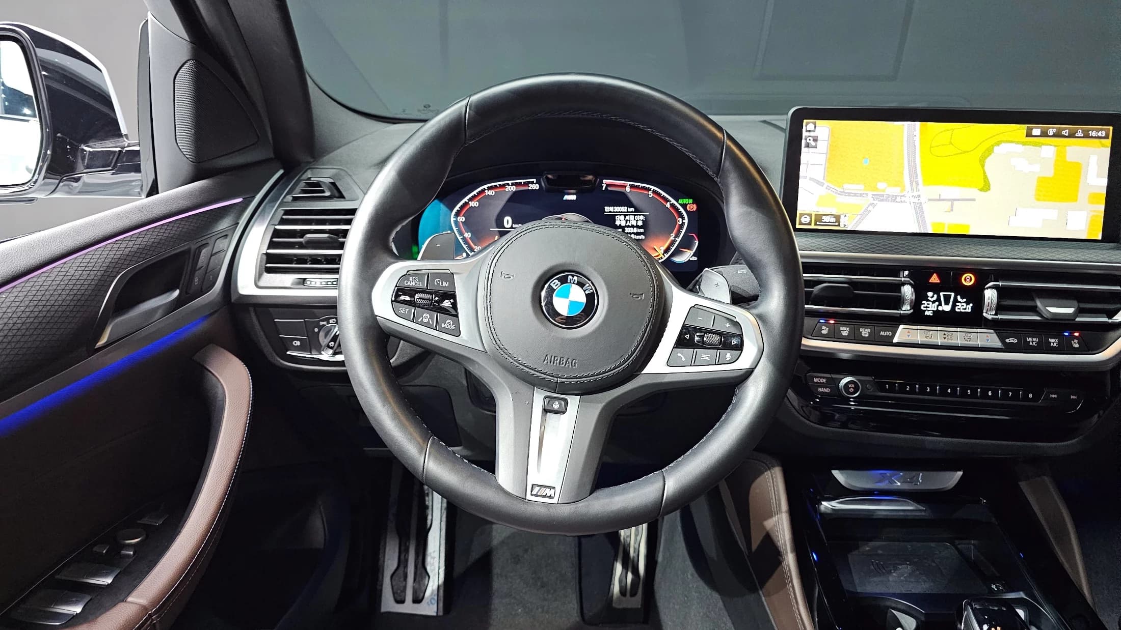 BMW X4 xDrive20i M Sport, 2023 г. 30110 км. — фото 13