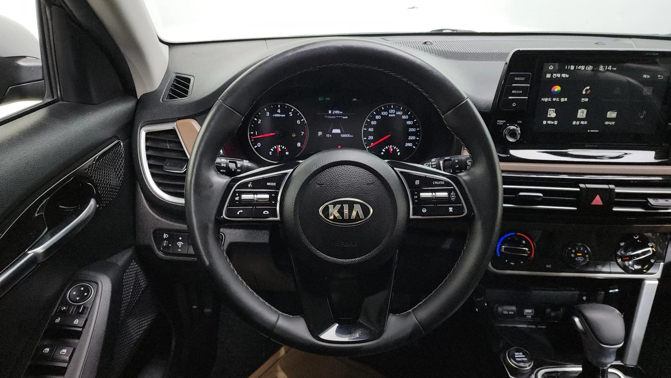 Kia Seltos Gasoline 1.6 Turbo 2WD Gravity, 2021 г. 58905 км. — фото 15