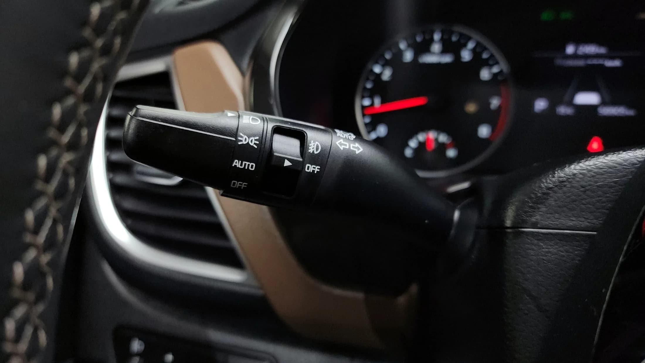 Kia Seltos Gasoline 1.6 Turbo 2WD Gravity, 2021 г. 58905 км. — фото 16