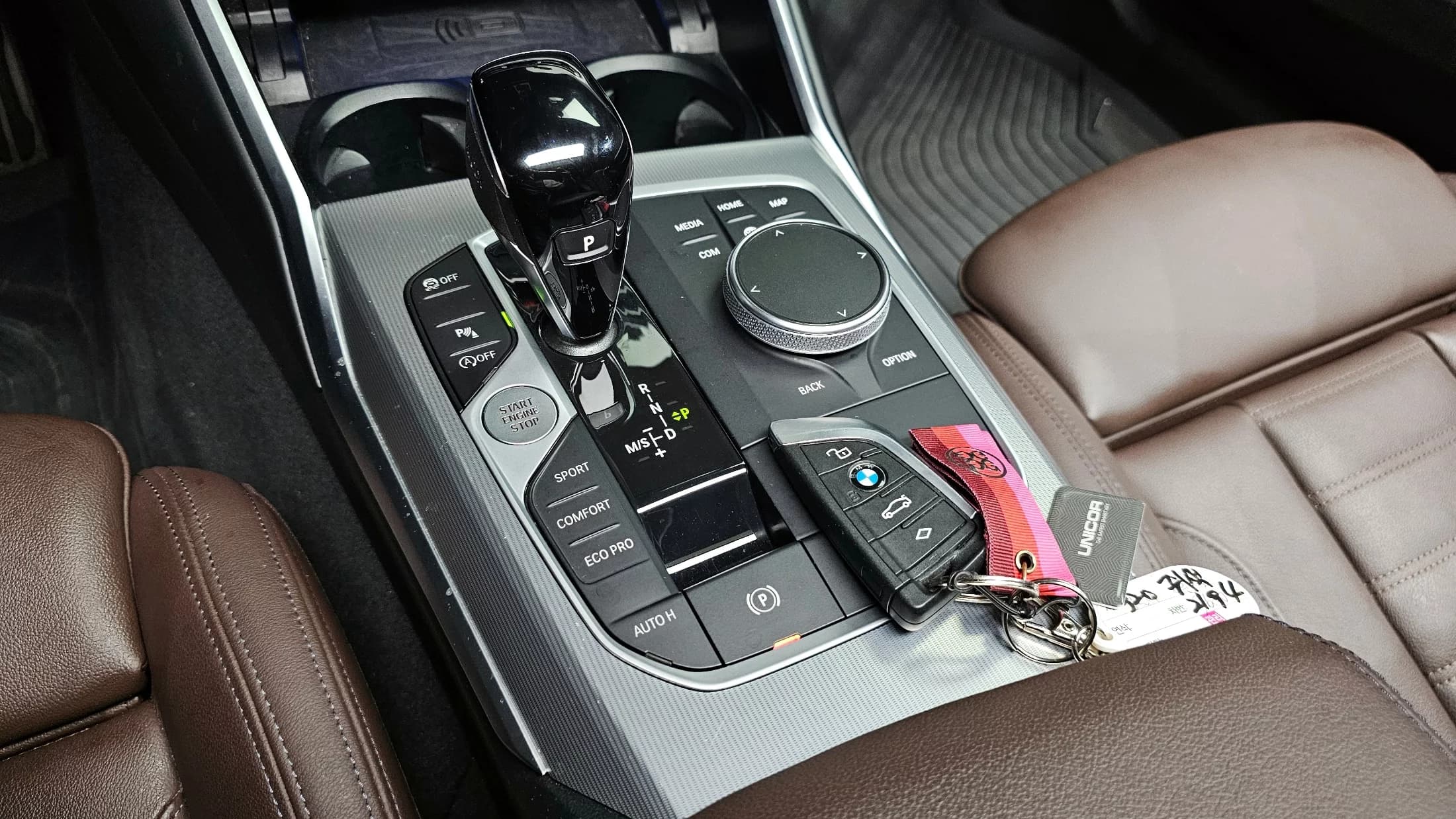 BMW 3-Series 320i Touring M Sports, 2022 г. 65153 км. — фото 9