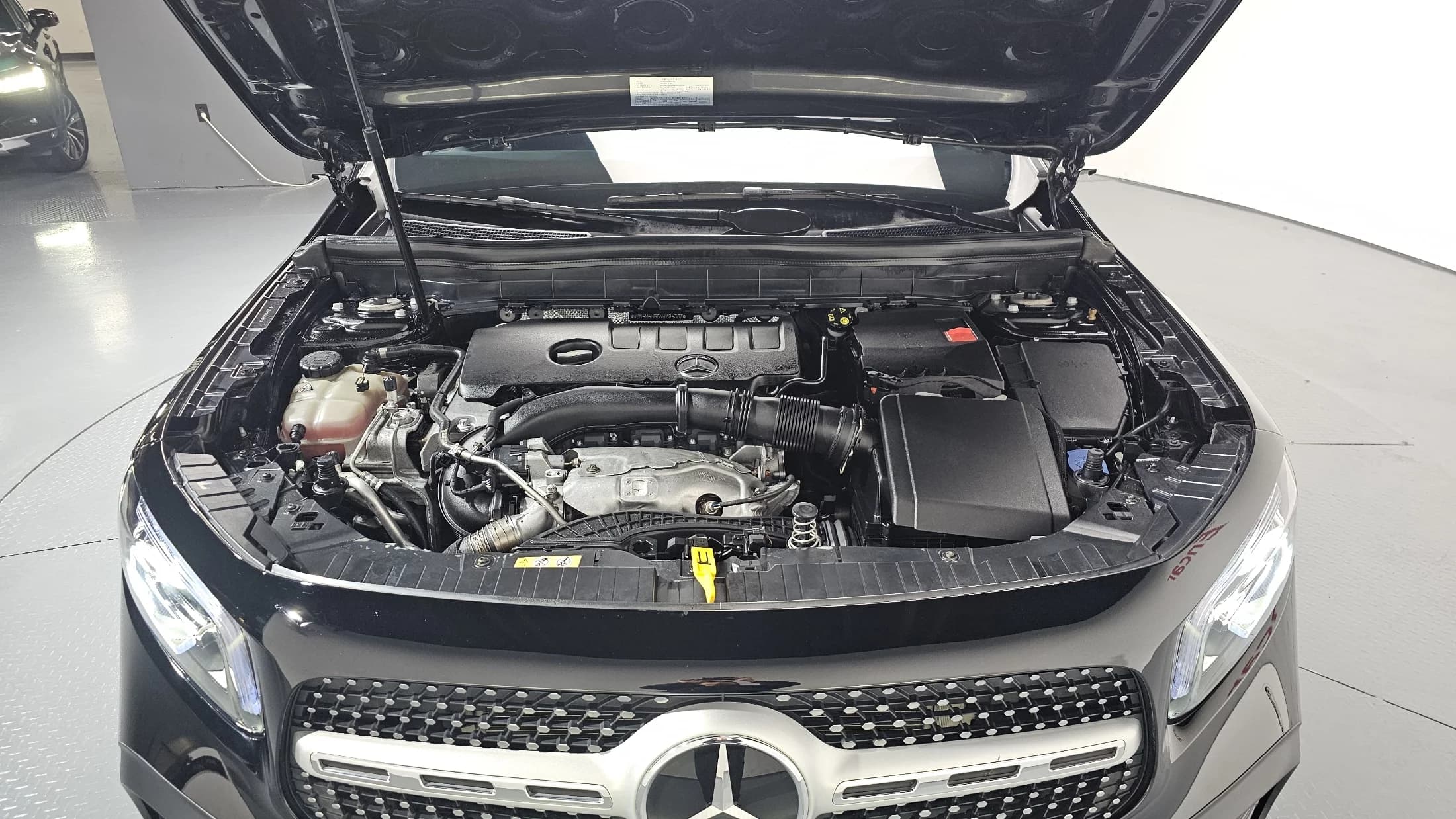 Mercedes-Benz GLB-Class GLB250 4MATIC, 2022 г. 30531 км. — фото 6