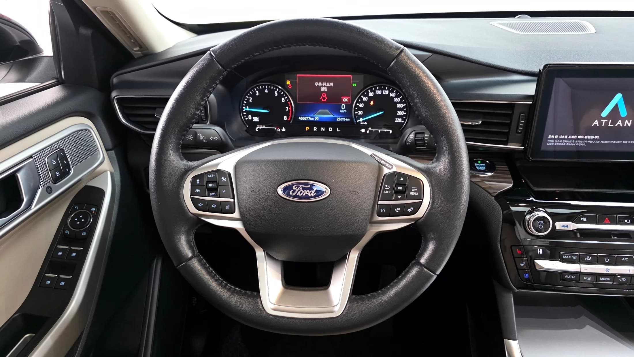 Ford EXPLORER 2.3 LimIted 4WD, 2021 г. 46693 км. — фото 13