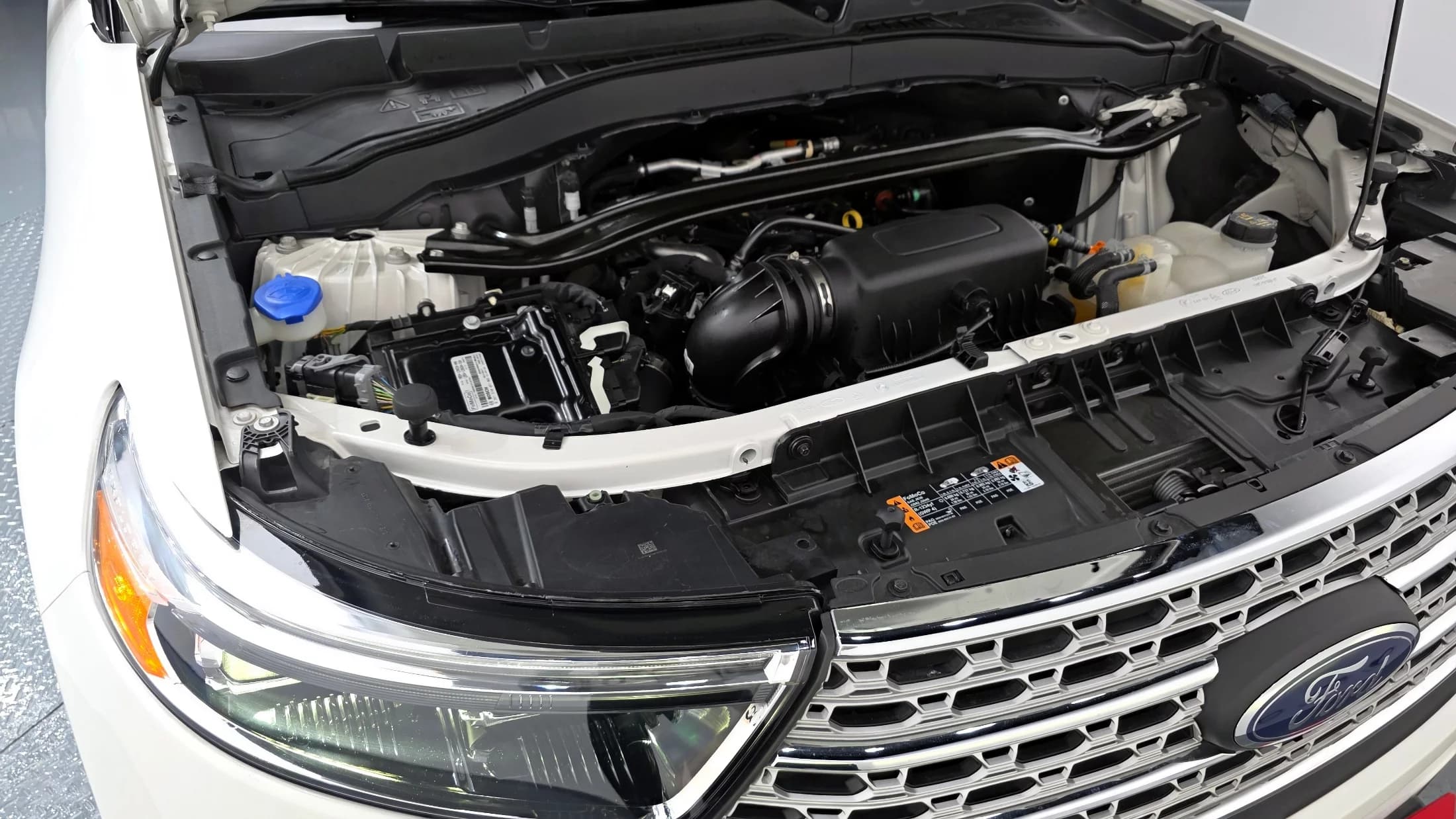 Ford EXPLORER 2.3 LimIted 4WD, 2021 г. 46693 км. — фото 6