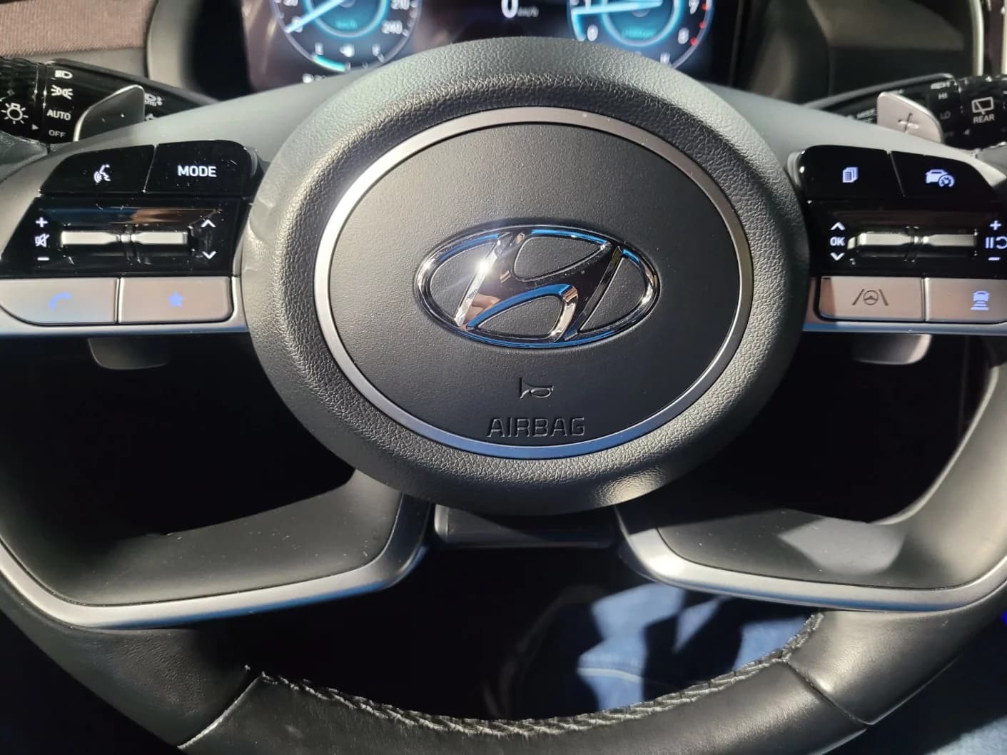 Hyundai Tucson Gasoline 1.6 Turbo 2WD Inspiration, 2022 г. 47348 км. — фото 11