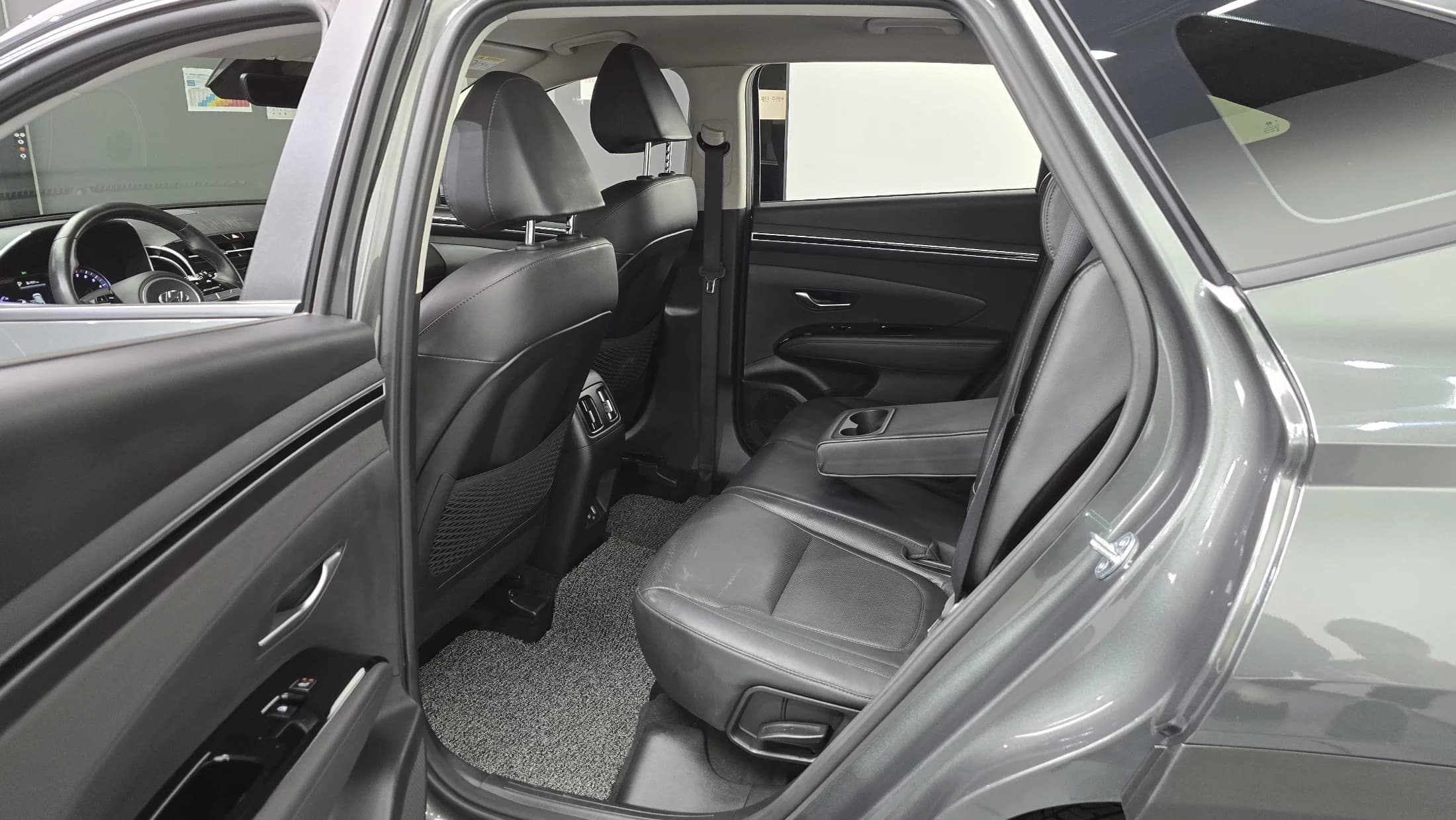 Hyundai Tucson Gasoline 1.6 Turbo 2WD Premium, 2023 г. 81130 км. — фото 11