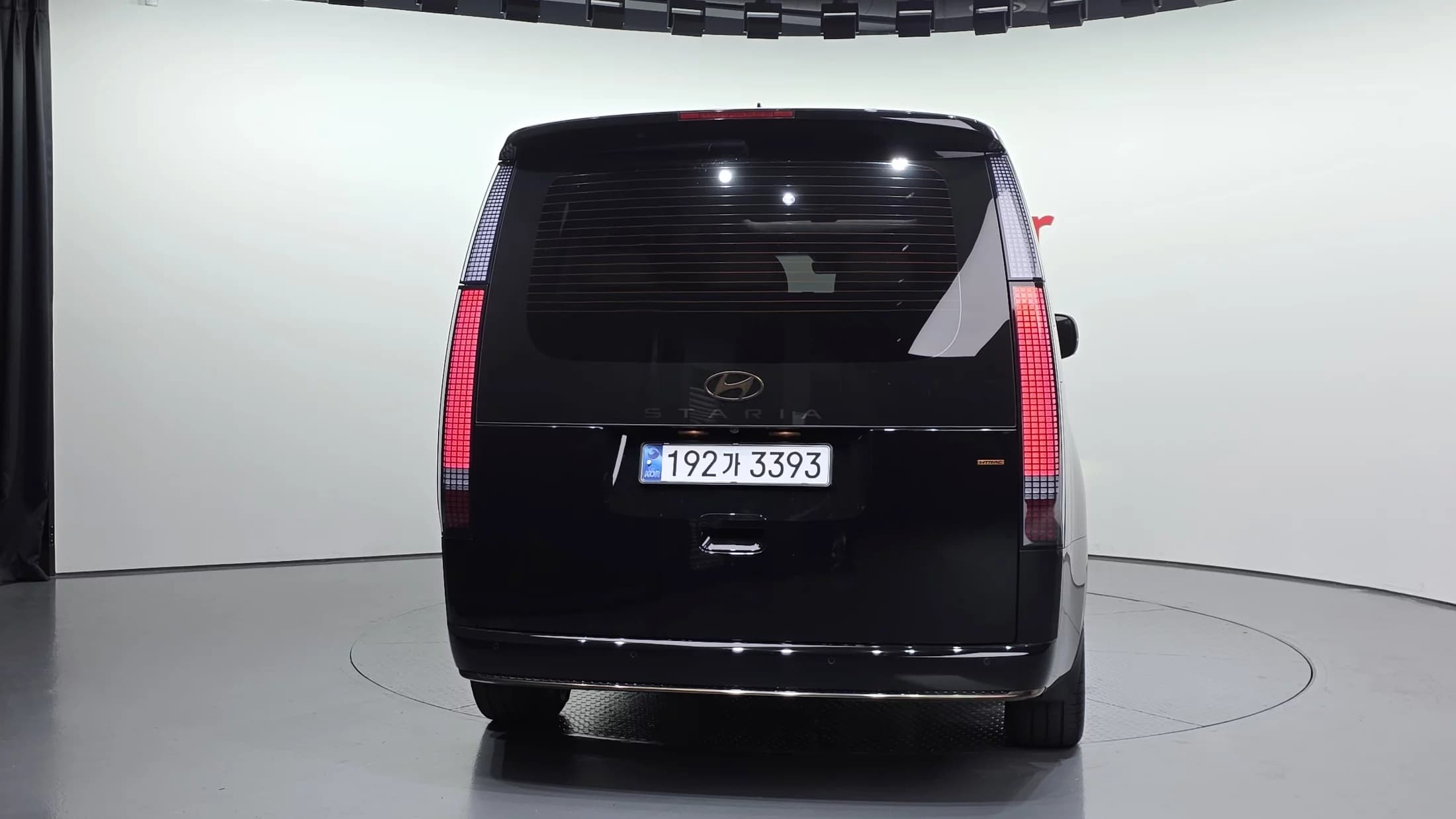 Hyundai Staria 4WD Lounge 9-Seater Inspiration, 2025 г. 4983 км. — фото 4