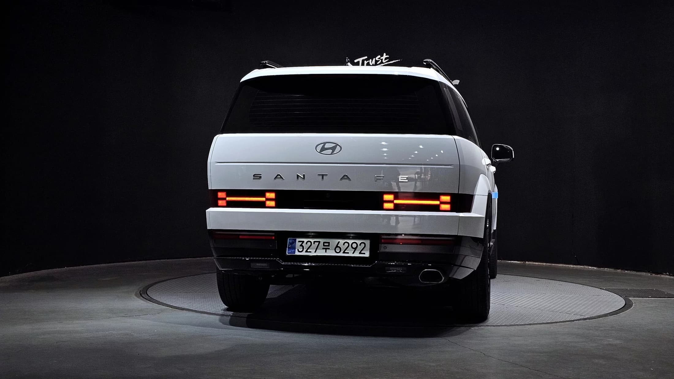 Hyundai Santa Fe Gasoline 2.5T 2WD Calligraphy, 2023 г. 37010 км. — фото 4