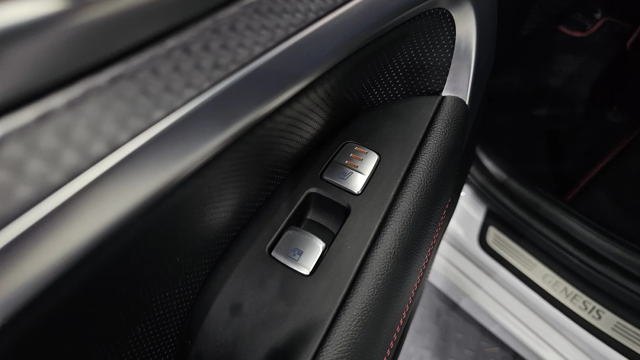 Genesis G70 Gasoline 2.0T 4WD, 2021 г. 74834 км. — фото 19