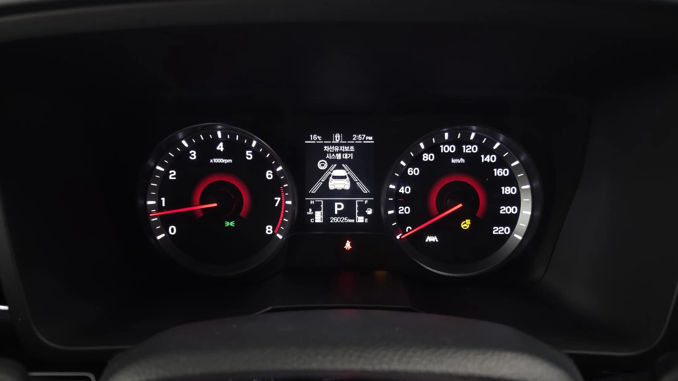SsangYong TIBOLI Gasoline 1.5 2WD V3, 2021 г. 26150 км. — фото 8