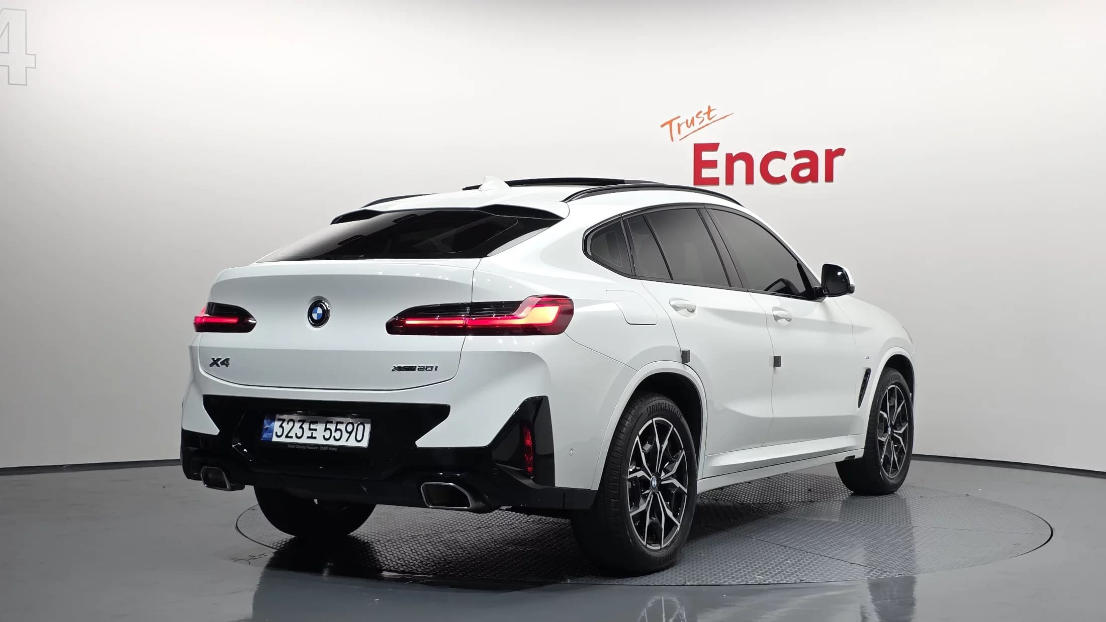 BMW X4 xDrive20i M Sport, 2023 г. 34813 км. — фото 2