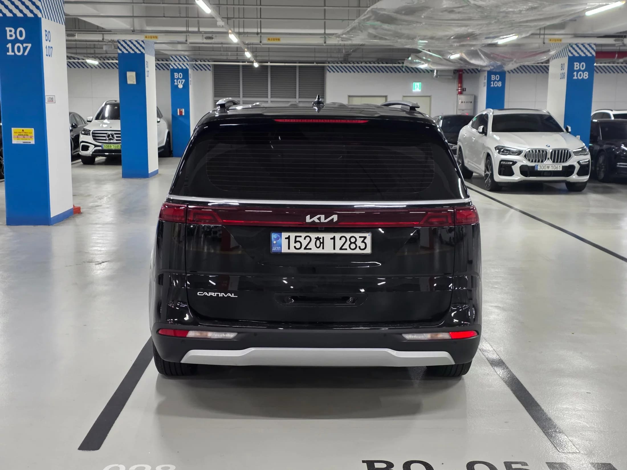 Kia Carnival 9-Seater Prestige, 2022 г. 65266 км. — фото 4