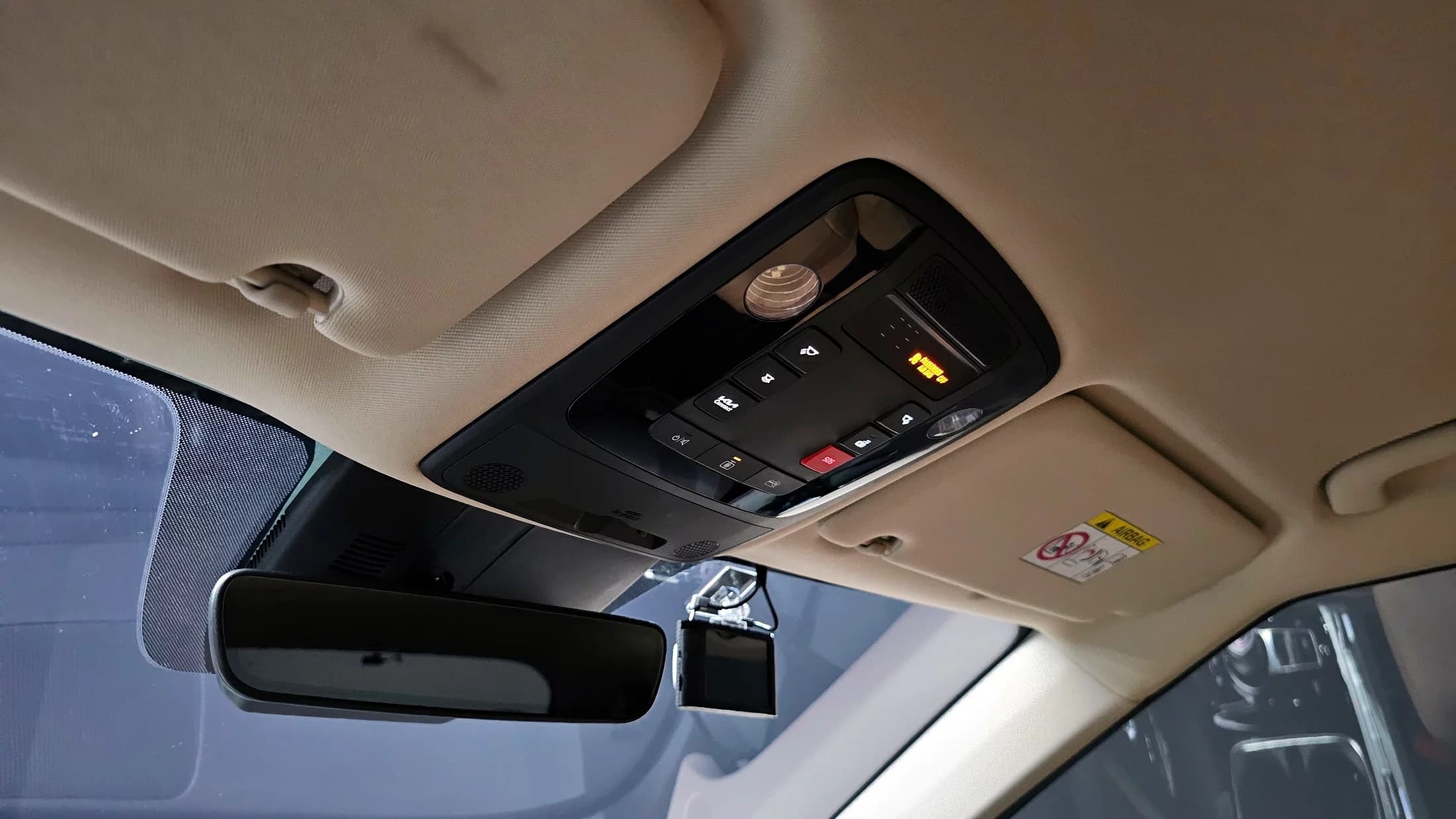Kia Carnival Gasoline 9-Seater Noblesse, 2023 г. 33479 км. — фото 19
