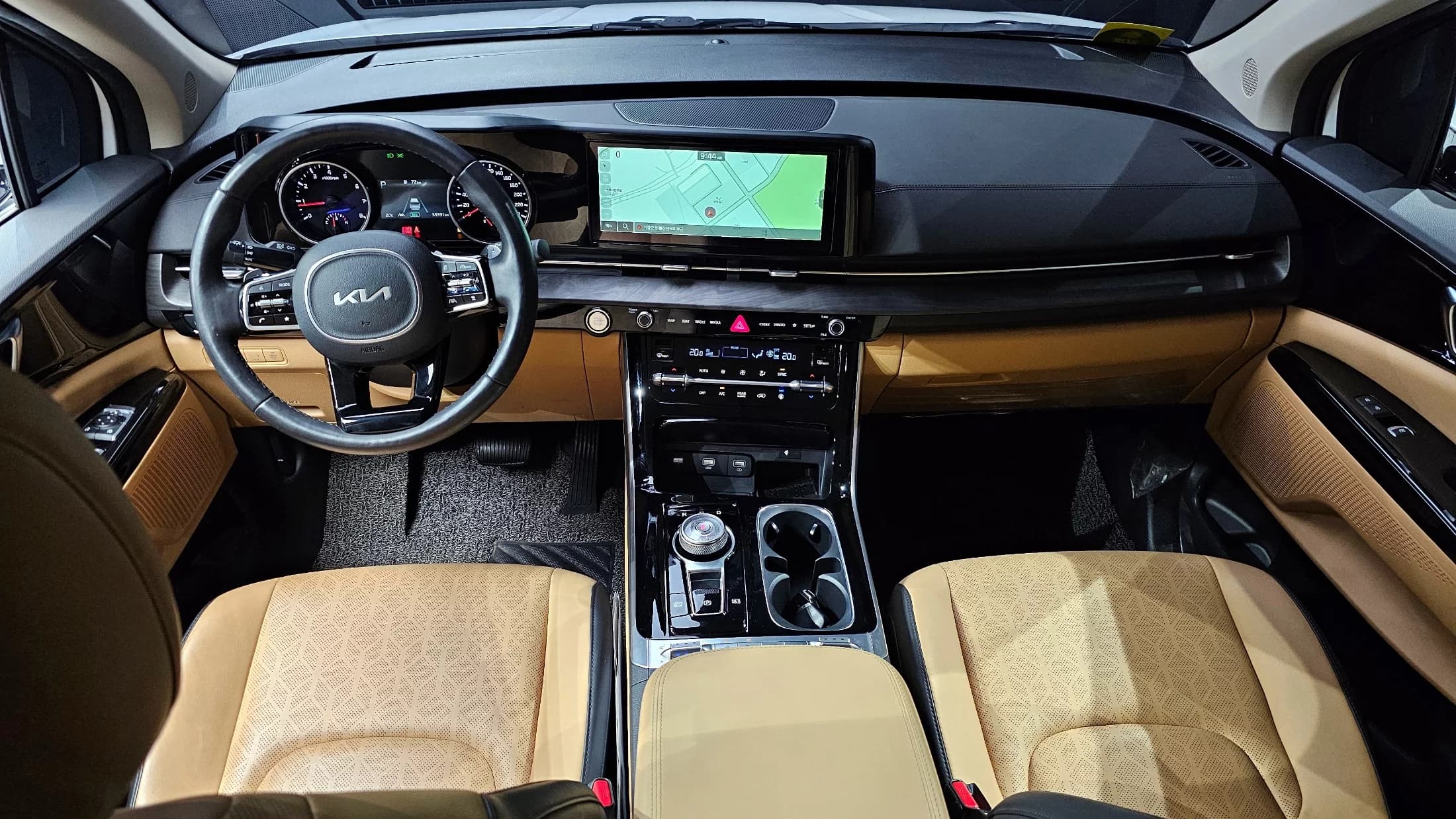 Kia Carnival Gasoline 9-Seater Noblesse, 2023 г. 33479 км. — фото 7