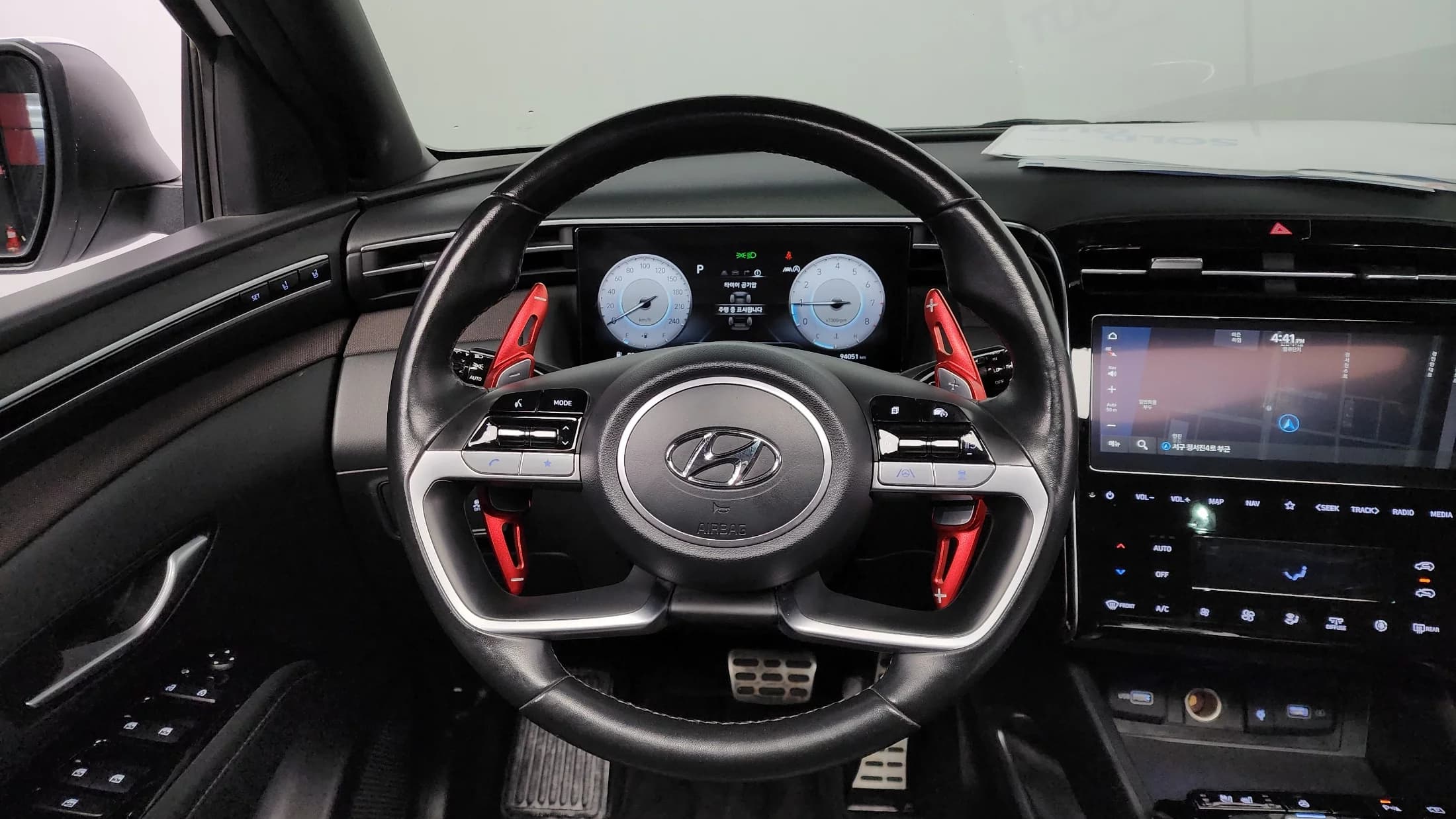 Hyundai Tucson Gasoline 1.6 Turbo 2WD Inspiration, 2022 г. 94142 км. — фото 15