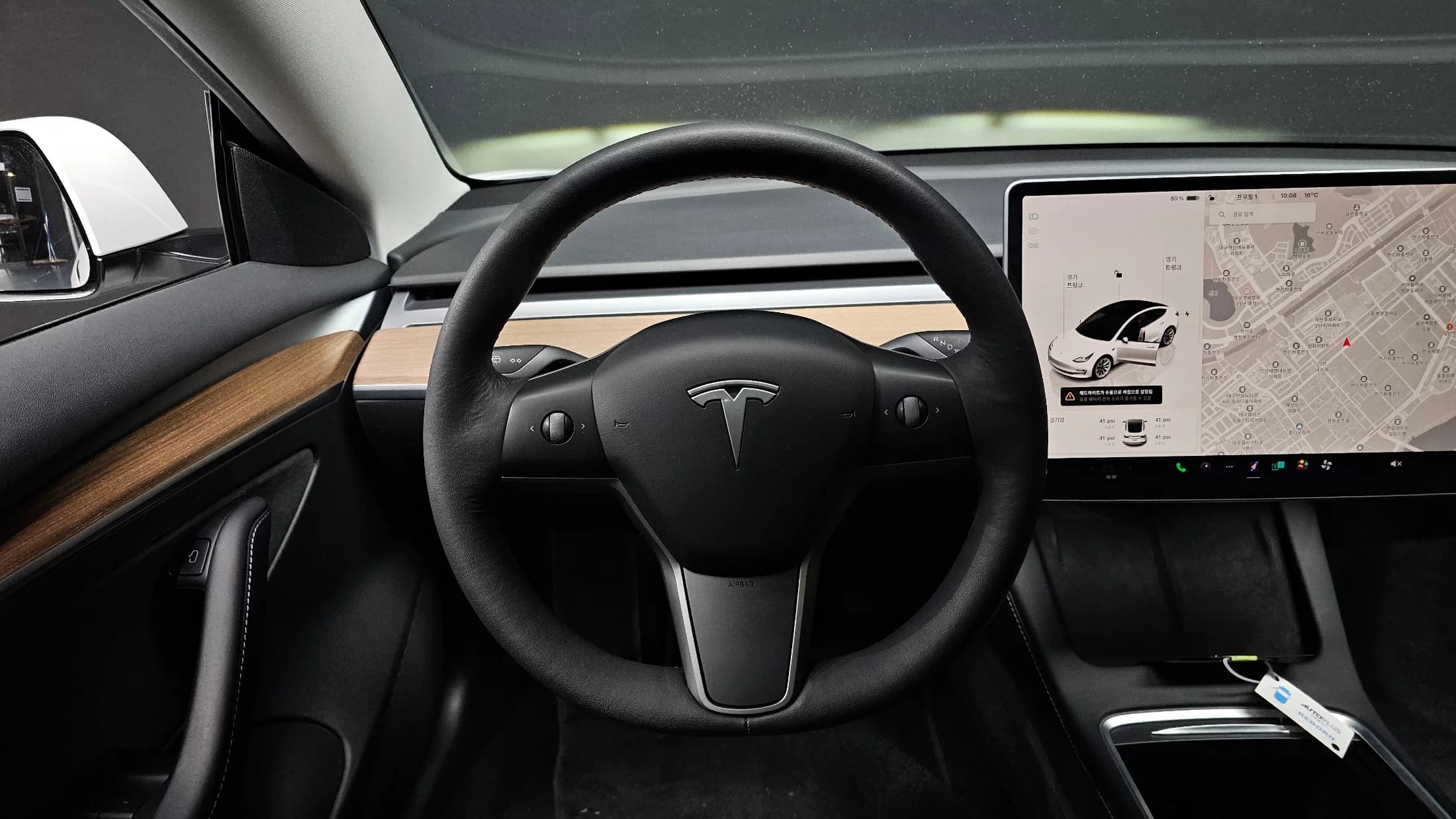 Tesla MODEL 3 Long Range, электромобиль, 2022 г. 52545 км. — фото 13