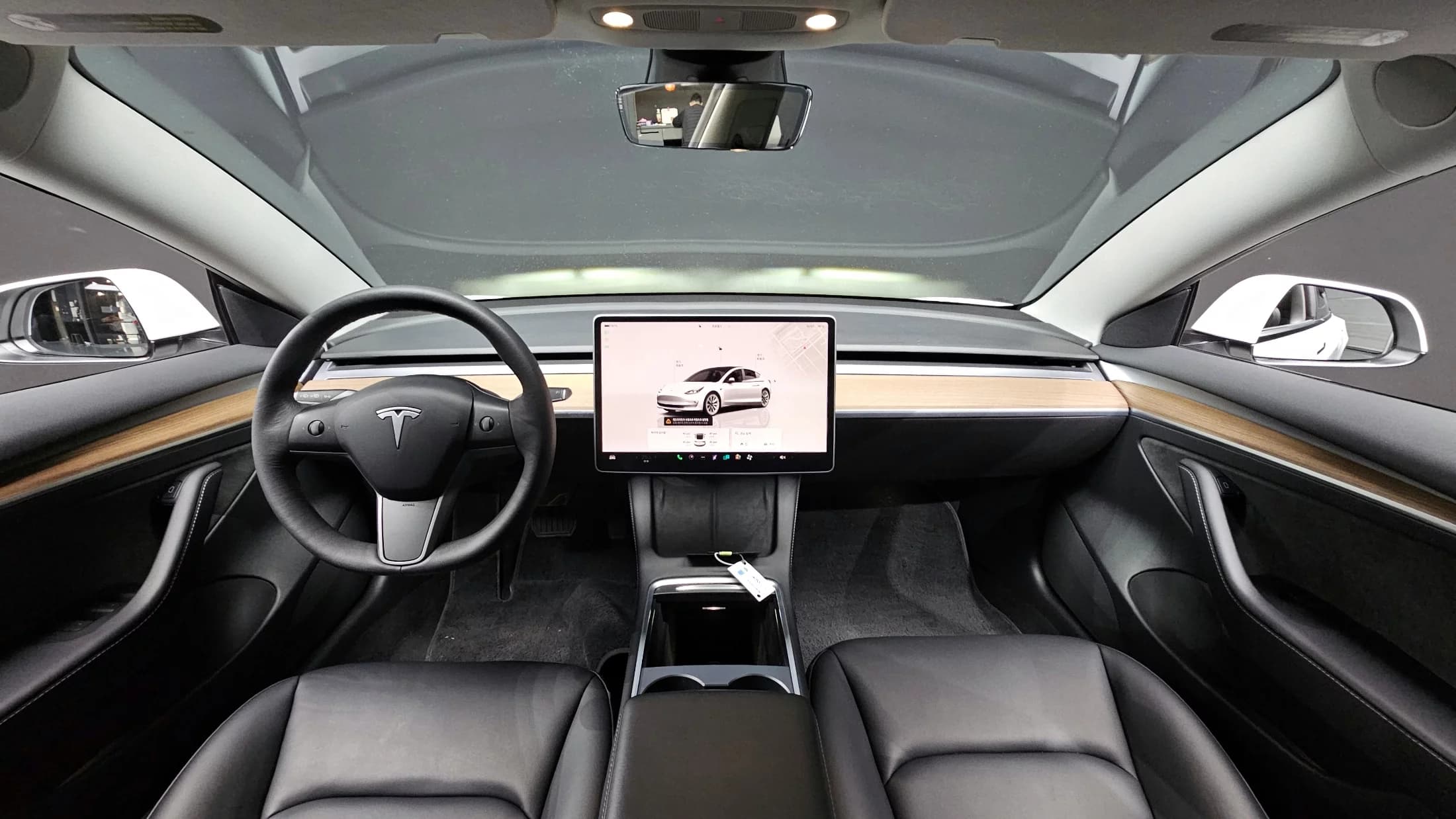 Tesla MODEL 3 Long Range, электромобиль, 2022 г. 52545 км. — фото 7