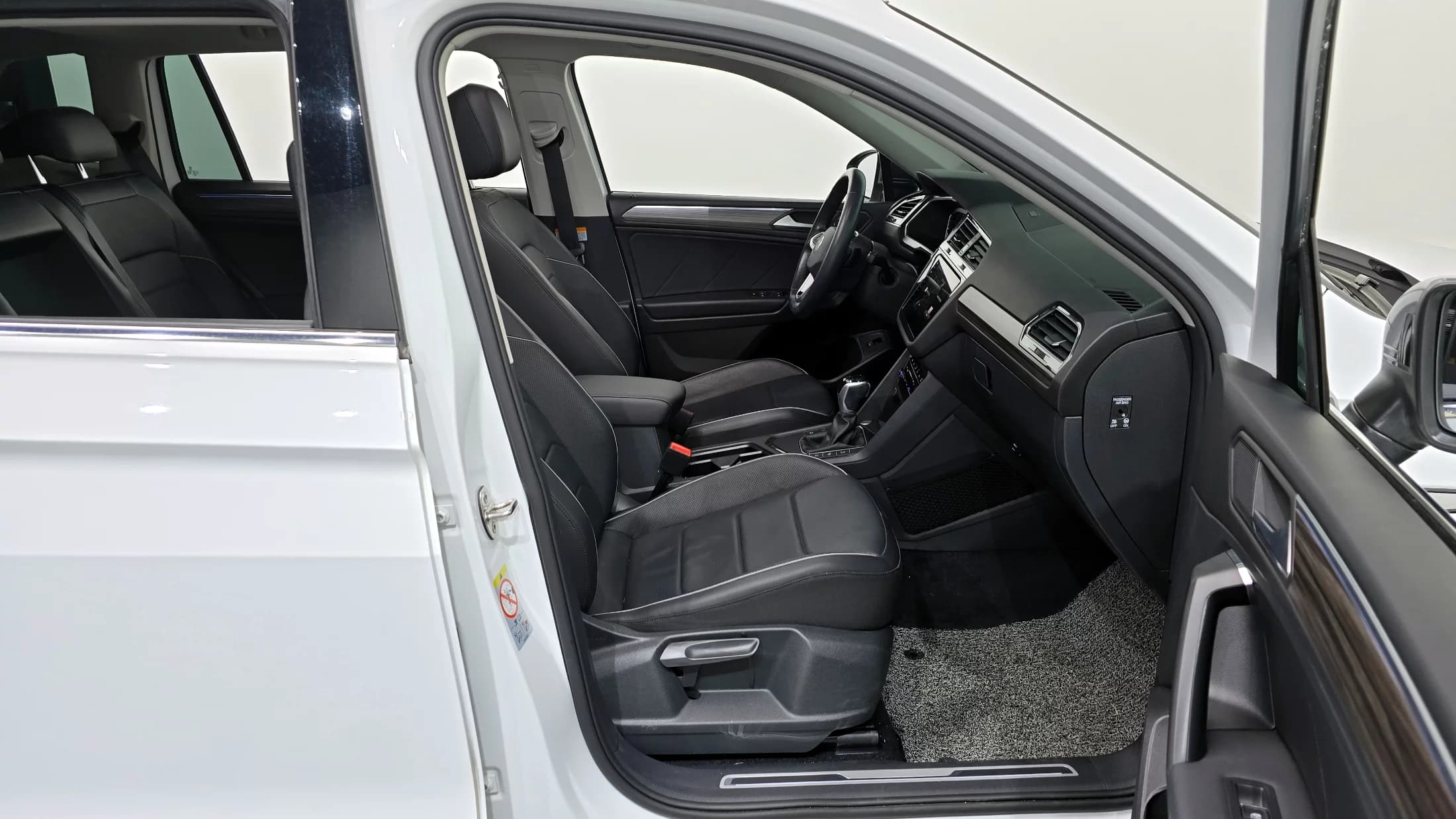 Volkswagen TIGUAN 2.0 TSI Prestige, 2022 г. 24781 км. — фото 11