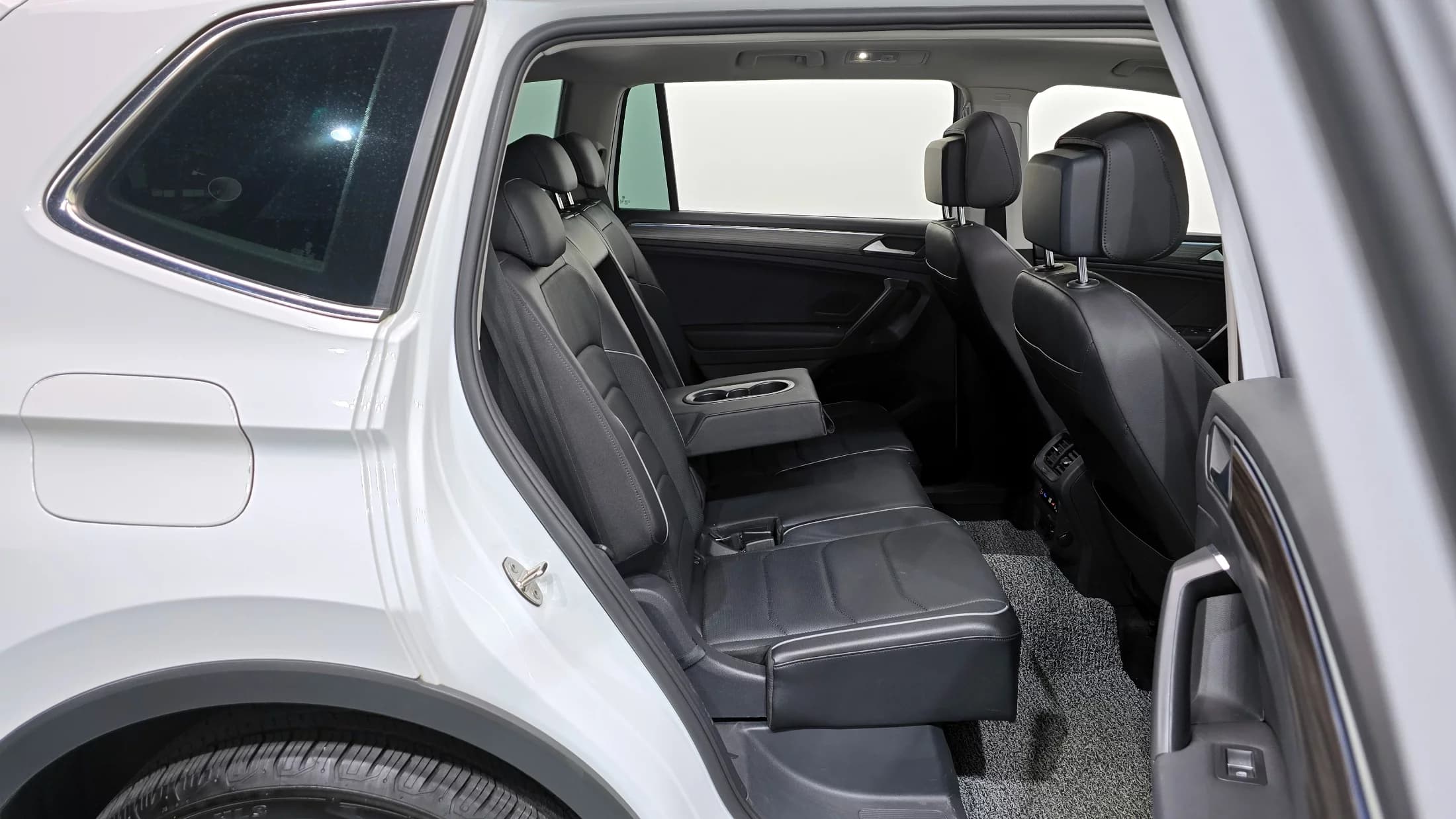 Volkswagen TIGUAN 2.0 TSI Prestige, 2022 г. 24781 км. — фото 12