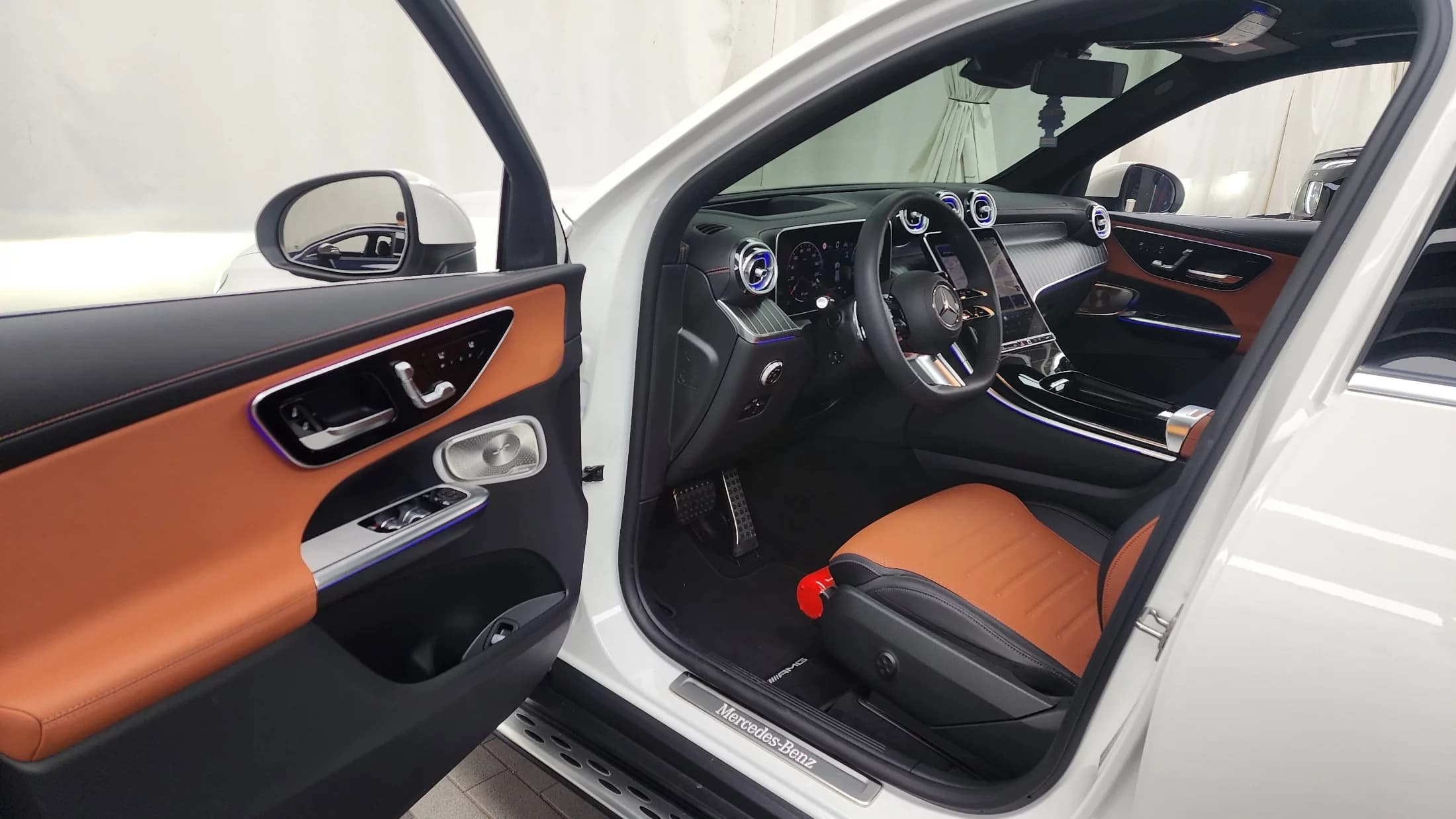 Mercedes-Benz GLC-Class GLC300 4MATIC AMG Line, 2024 г. 8167 км. — фото 10