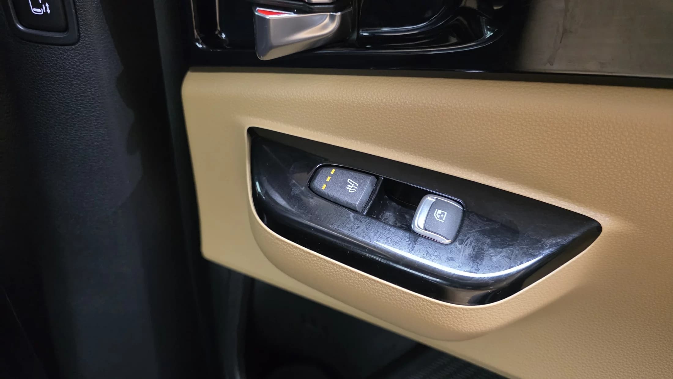 Kia Carnival Gasoline 9-Seater Signature, 2021 г. 64095 км. — фото 18