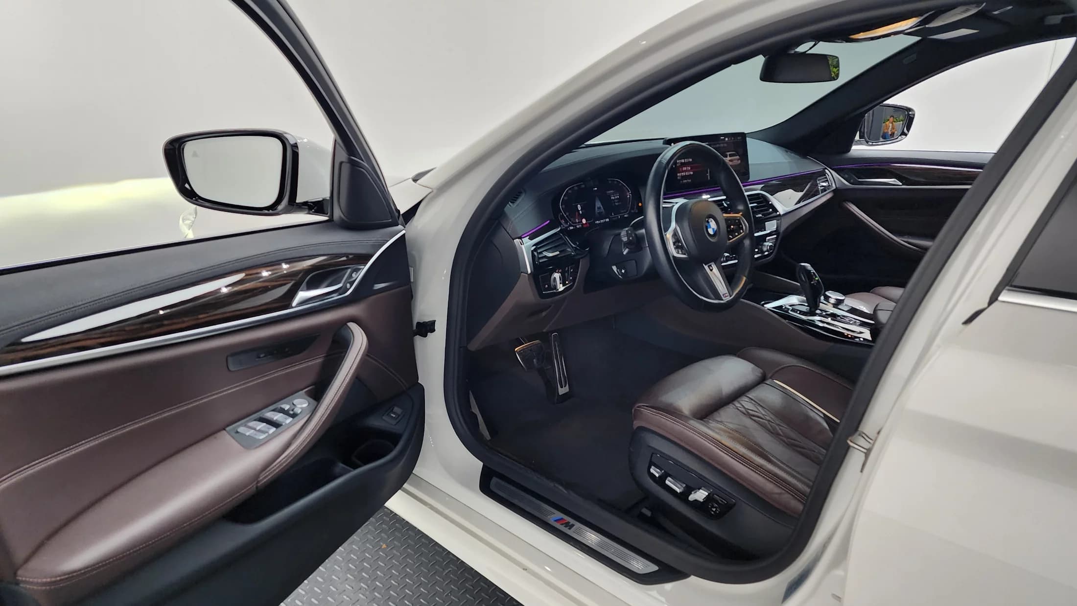 BMW 5-Series 523d xDrive M Sport, 2022 г. 97472 км. — фото 10
