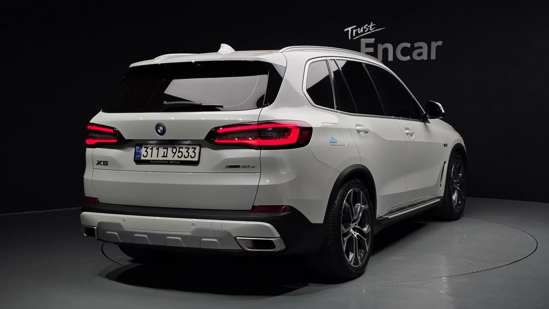 BMW X5 xDrive 45e xLine, гибрид, 2022 г. 15865 км. — фото 2