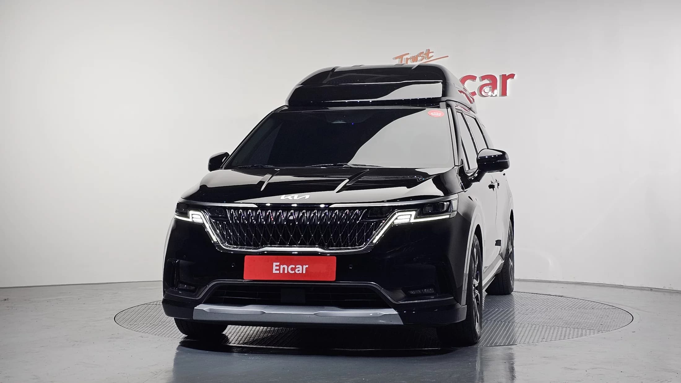 Kia Carnival Gasoline 9-Seater Hi-Limousine Signature, 2022 г. 33793 км. — фото 3