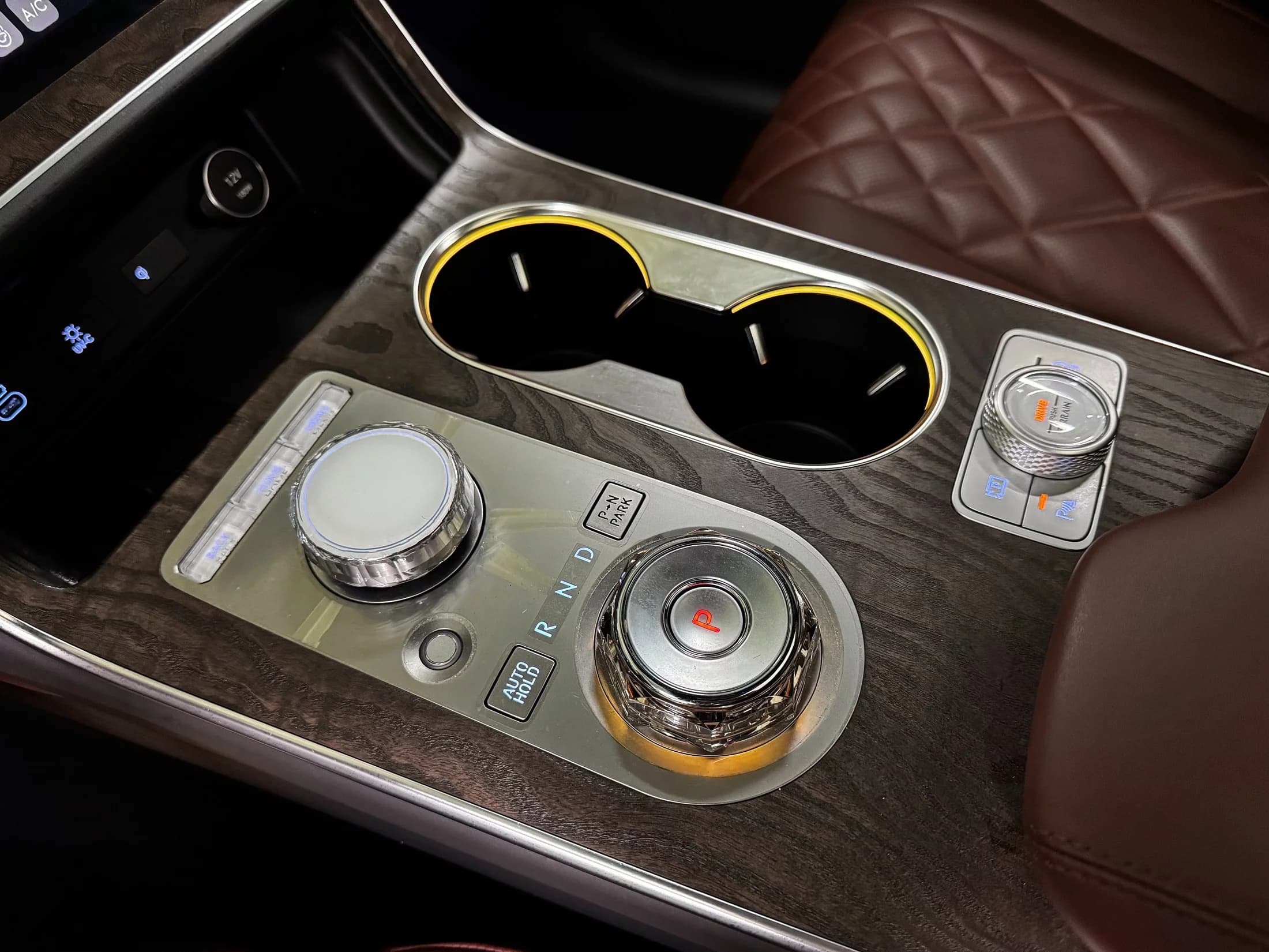 Genesis GV80 2.5T Gasoline AWD, 2024 г. 28932 км. — фото 14