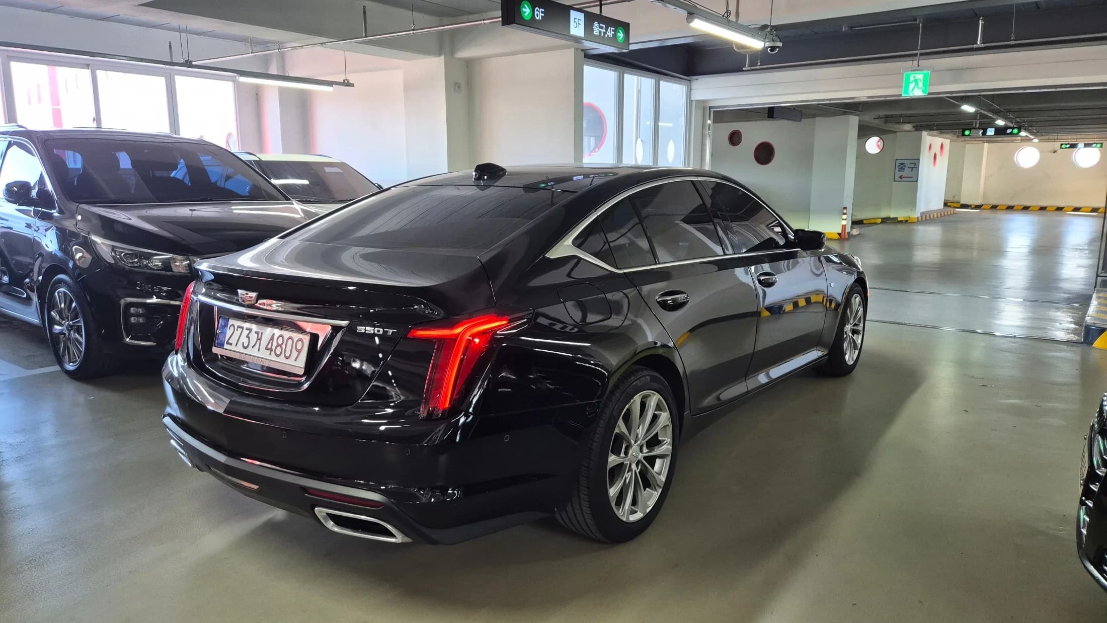Cadillac CT5 2.0 Premium Luxury, 2023 г. 22855 км. — фото 2