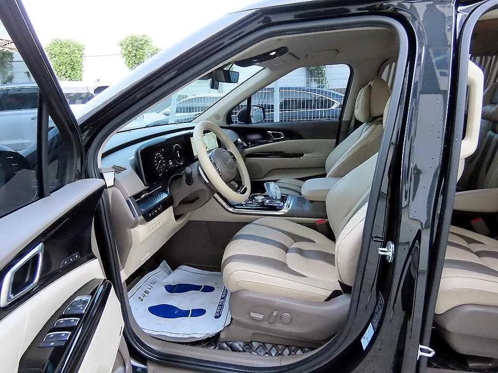 Kia Carnival 9-Seater Hi-Limousine Signature, 2022 г. 83790 км. — фото 17