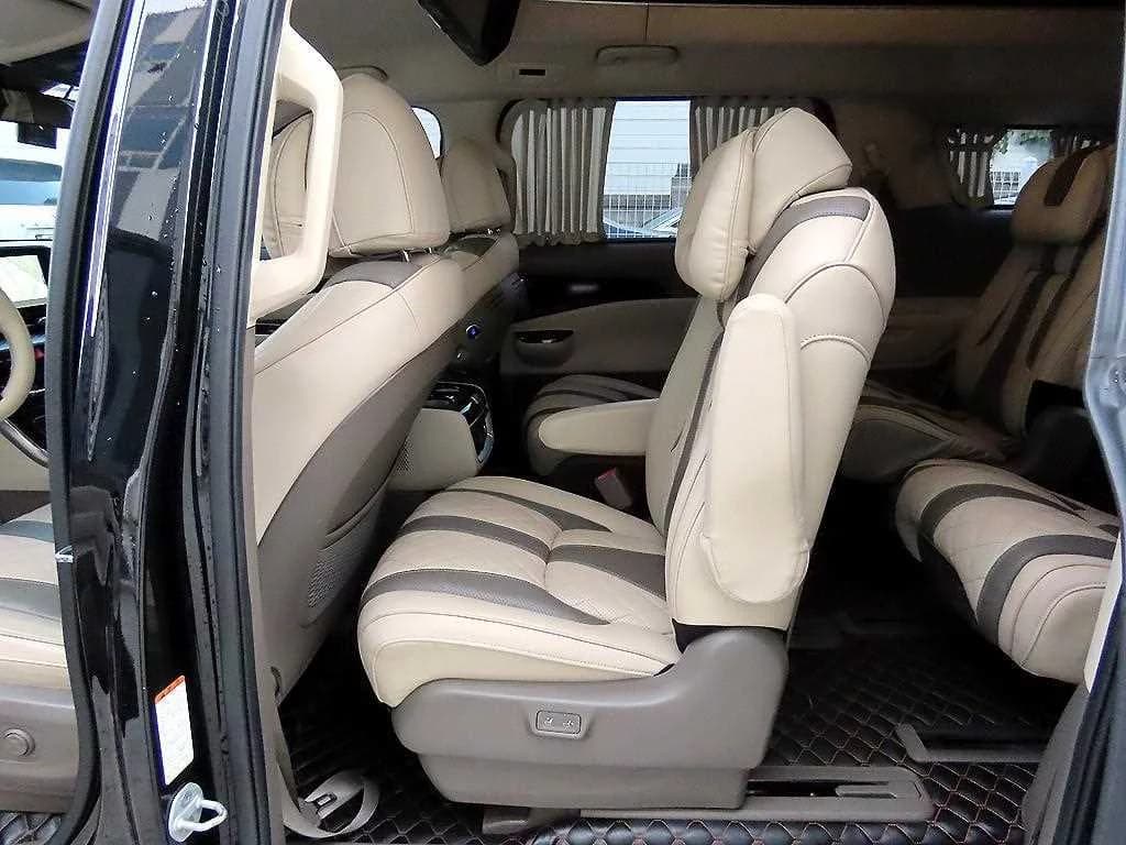 Kia Carnival 9-Seater Hi-Limousine Signature, 2022 г. 83790 км. — фото 18