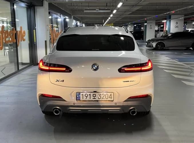 BMW X4 xDrive20i M Sport X, 2021 г. 26576 км. — фото 5