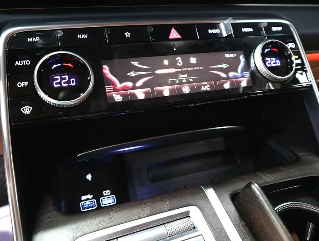 Genesis GV80 3.0 Diesel AWD, 2021 г. 36990 км. — фото 13