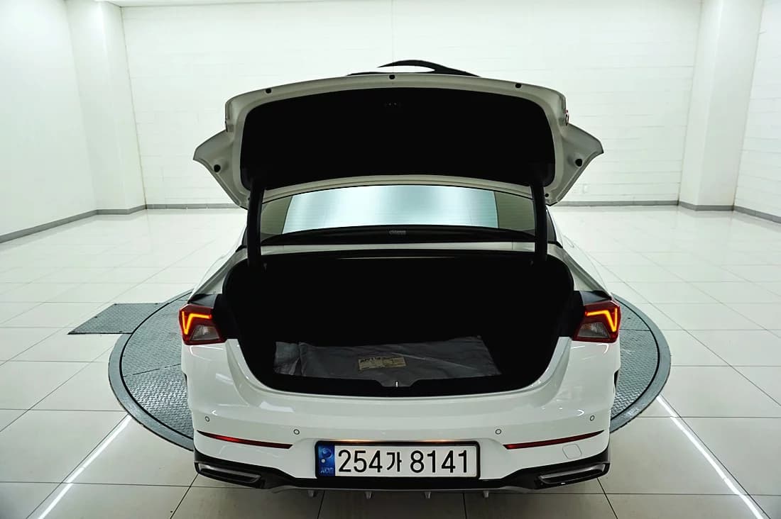 Kia K5 (Киа Оптима) Signature, гибрид, 2023 г. 44358 км. — фото 19