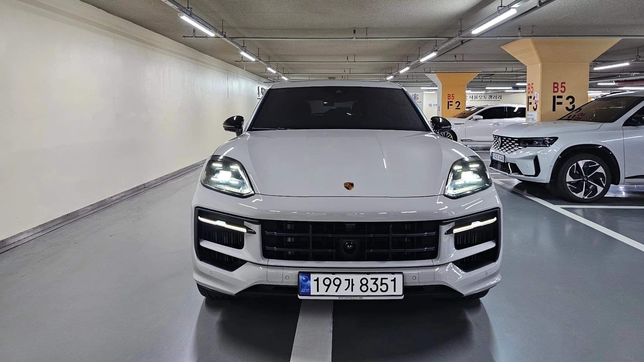 Porsche CAYENNE 3.0, 2023 г. 8970 км. — фото 3