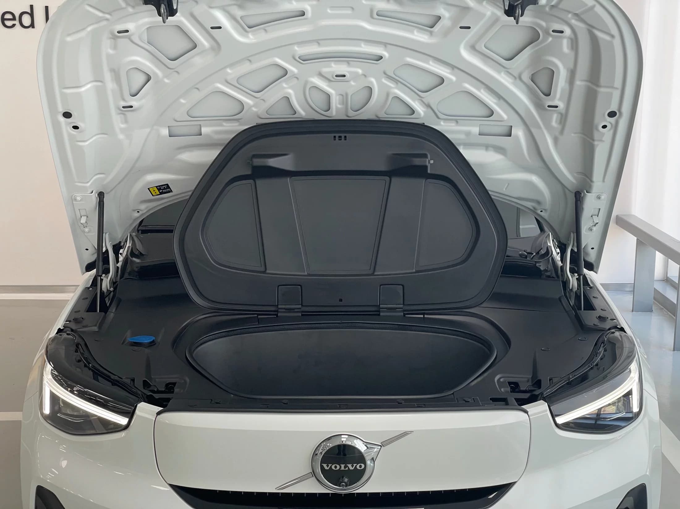 Volvo C40 Twin Ultimate, электромобиль, 2024 г. 20166 км. — фото 6